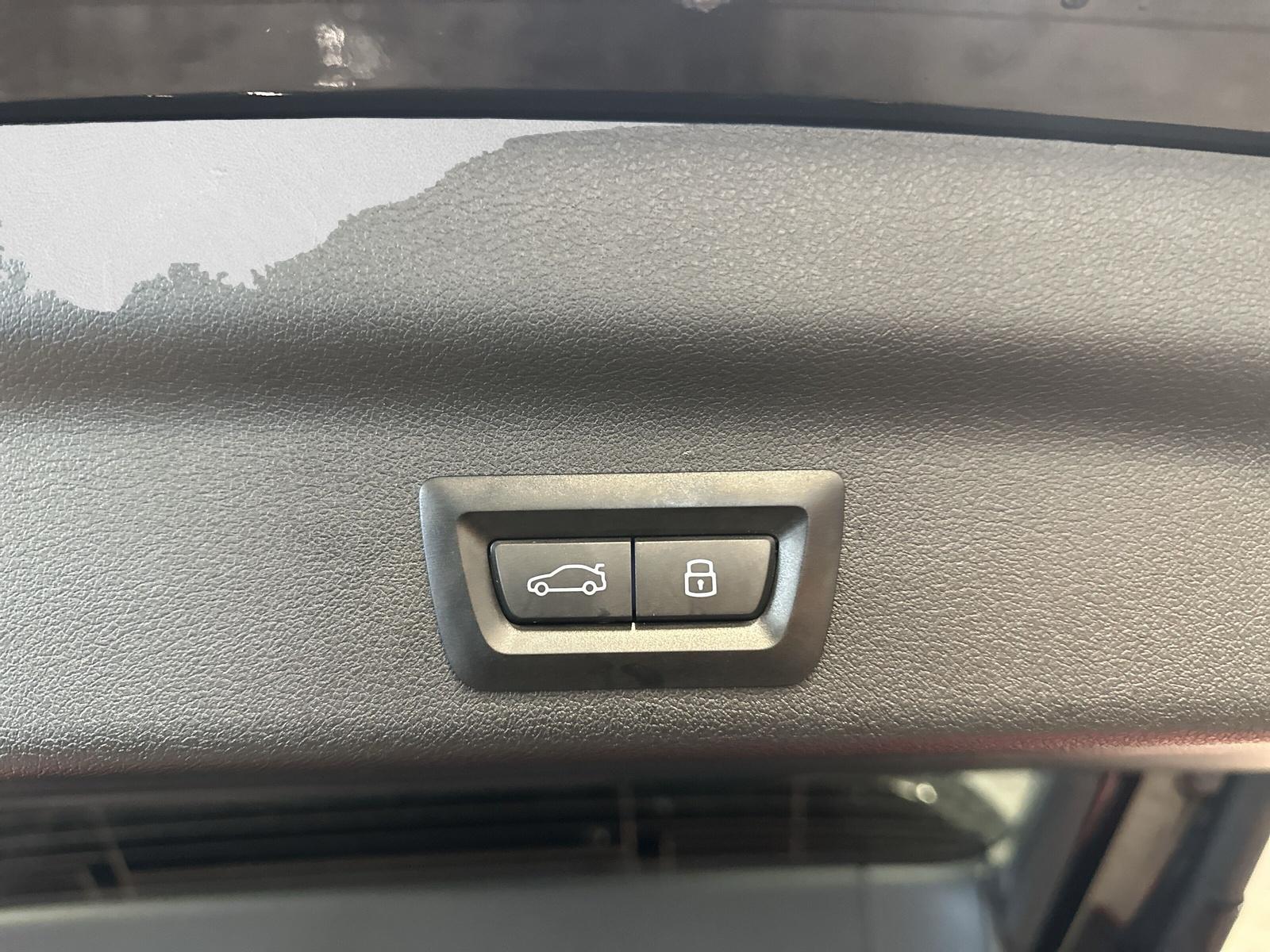 BMW iX1 30 M Sport xDrive U11 (CH) 📍 - 12