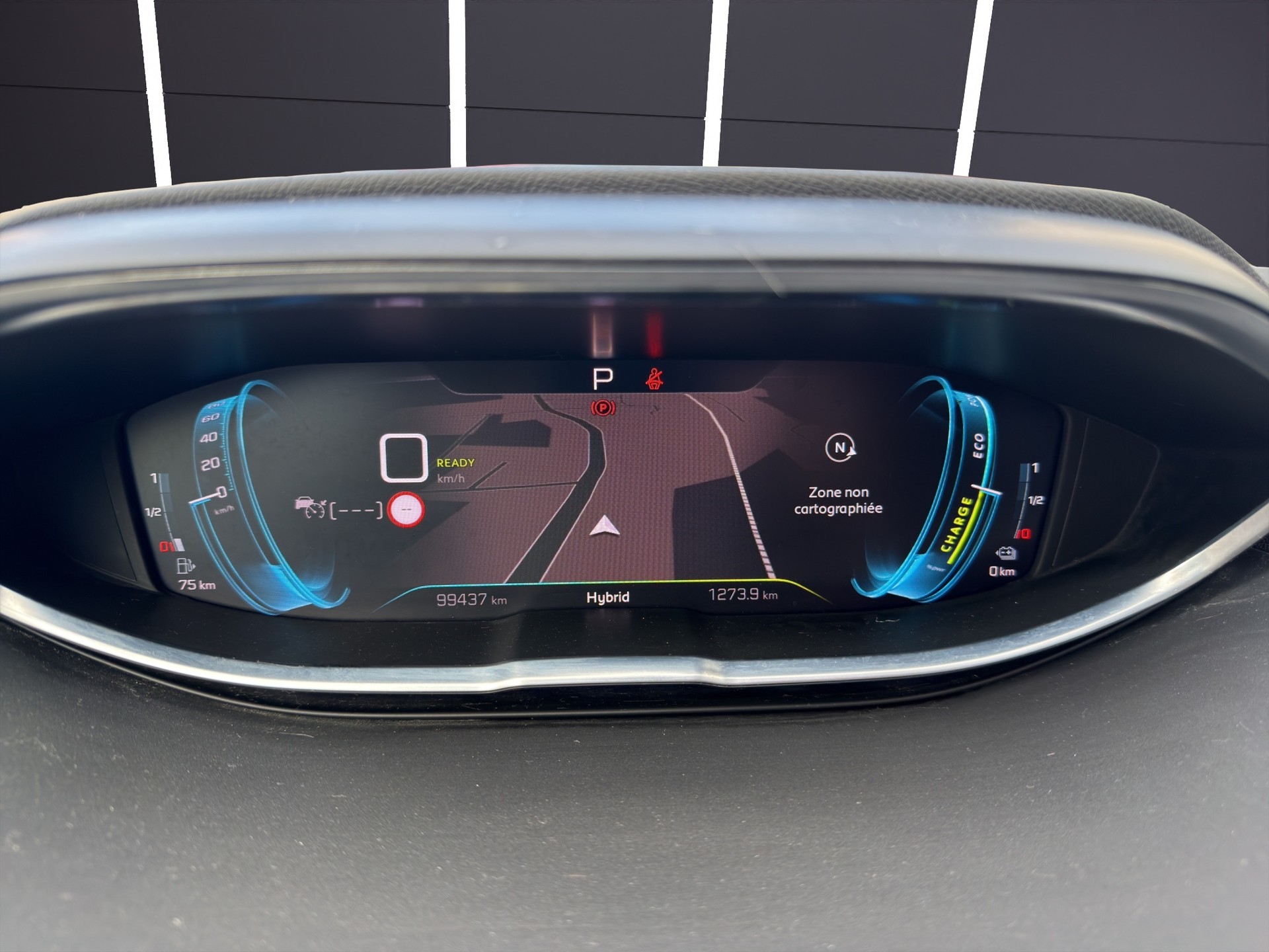 PEUGEOT 3008 1.6 PHEV Allure Pack - 9