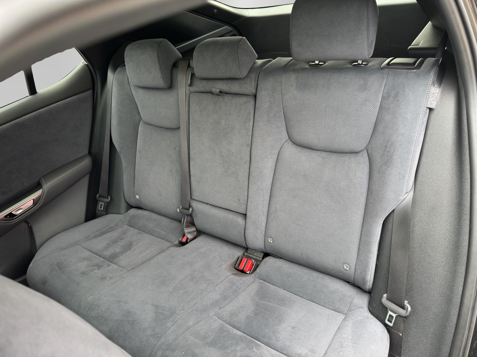 LEXUS RZ 450e Excellence - 11