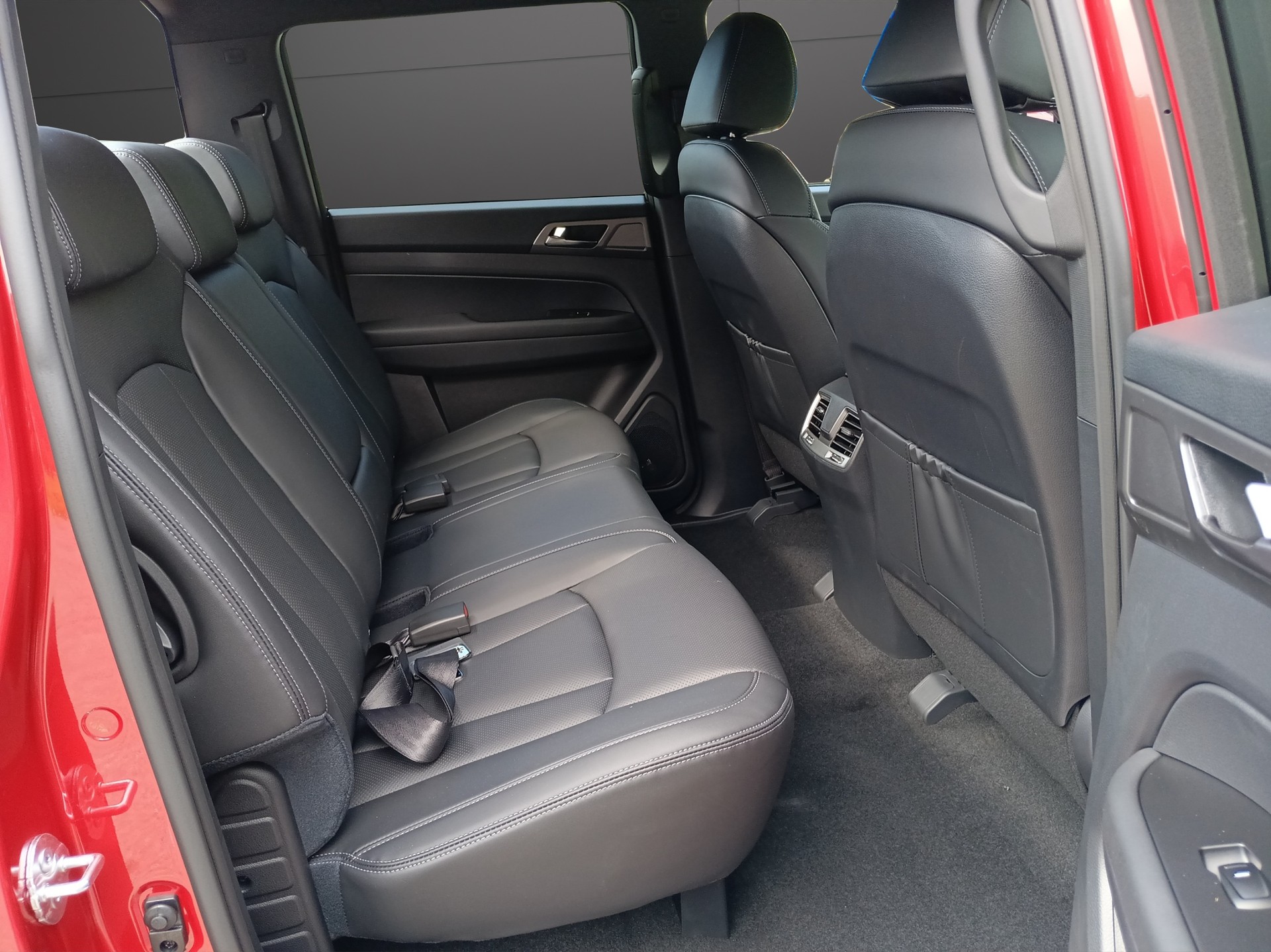 KGM-SsangYong Musso 2.2 Blackline 4WD A - 17
