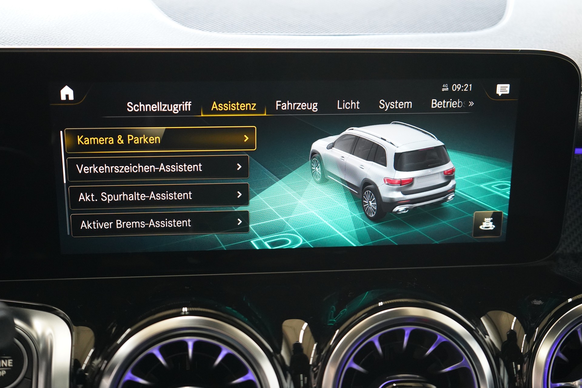 MERCEDES-BENZ GLB 35 AMG 4Matic 8G-Tronic - 22