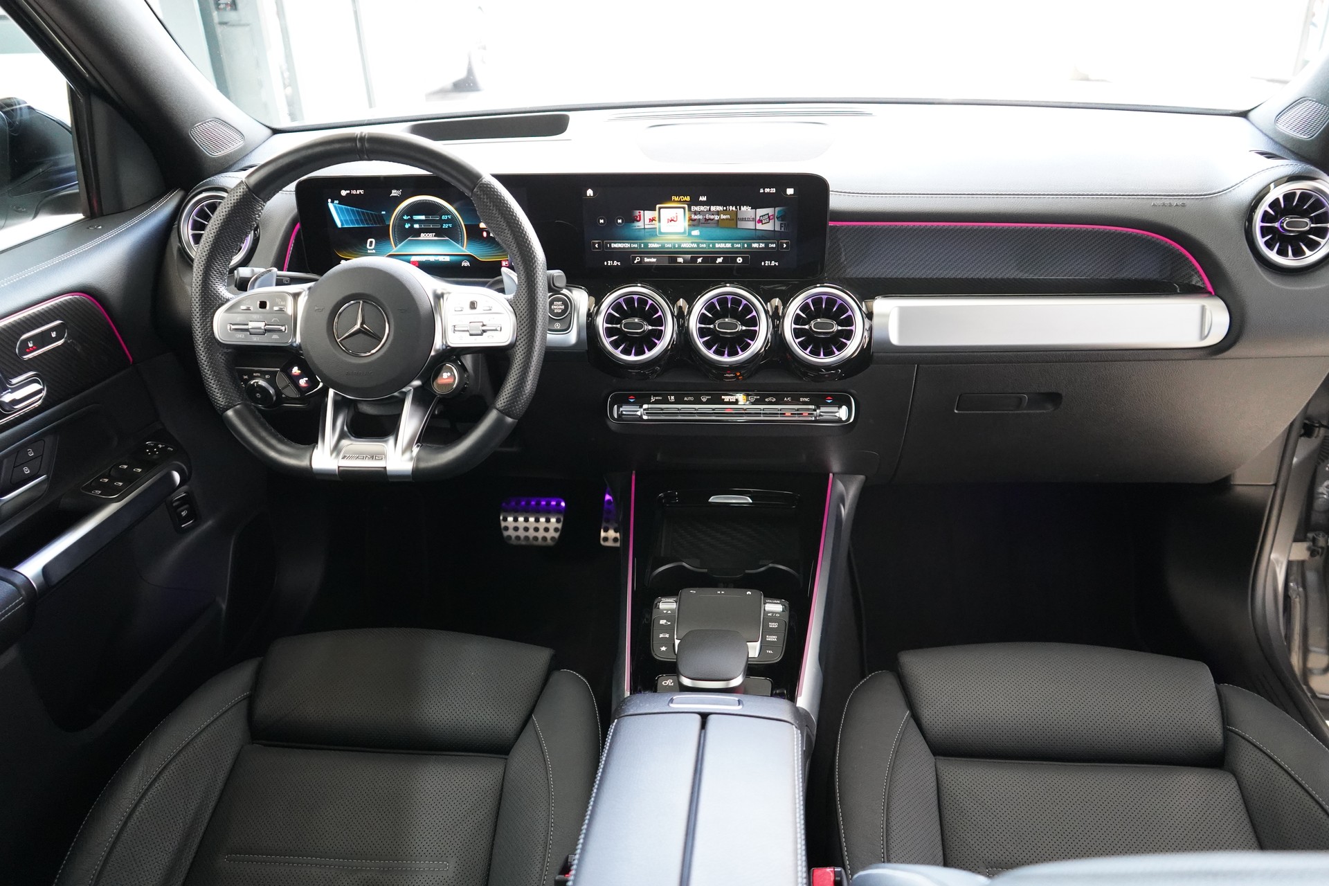 MERCEDES-BENZ GLB 35 AMG 4Matic 8G-Tronic - 30