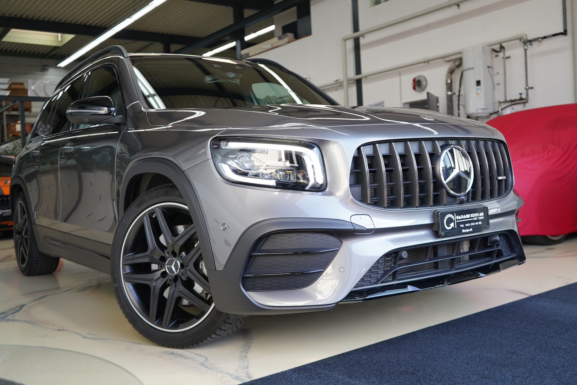 MERCEDES-BENZ GLB 35 AMG 4Matic 8G-Tronic - 12