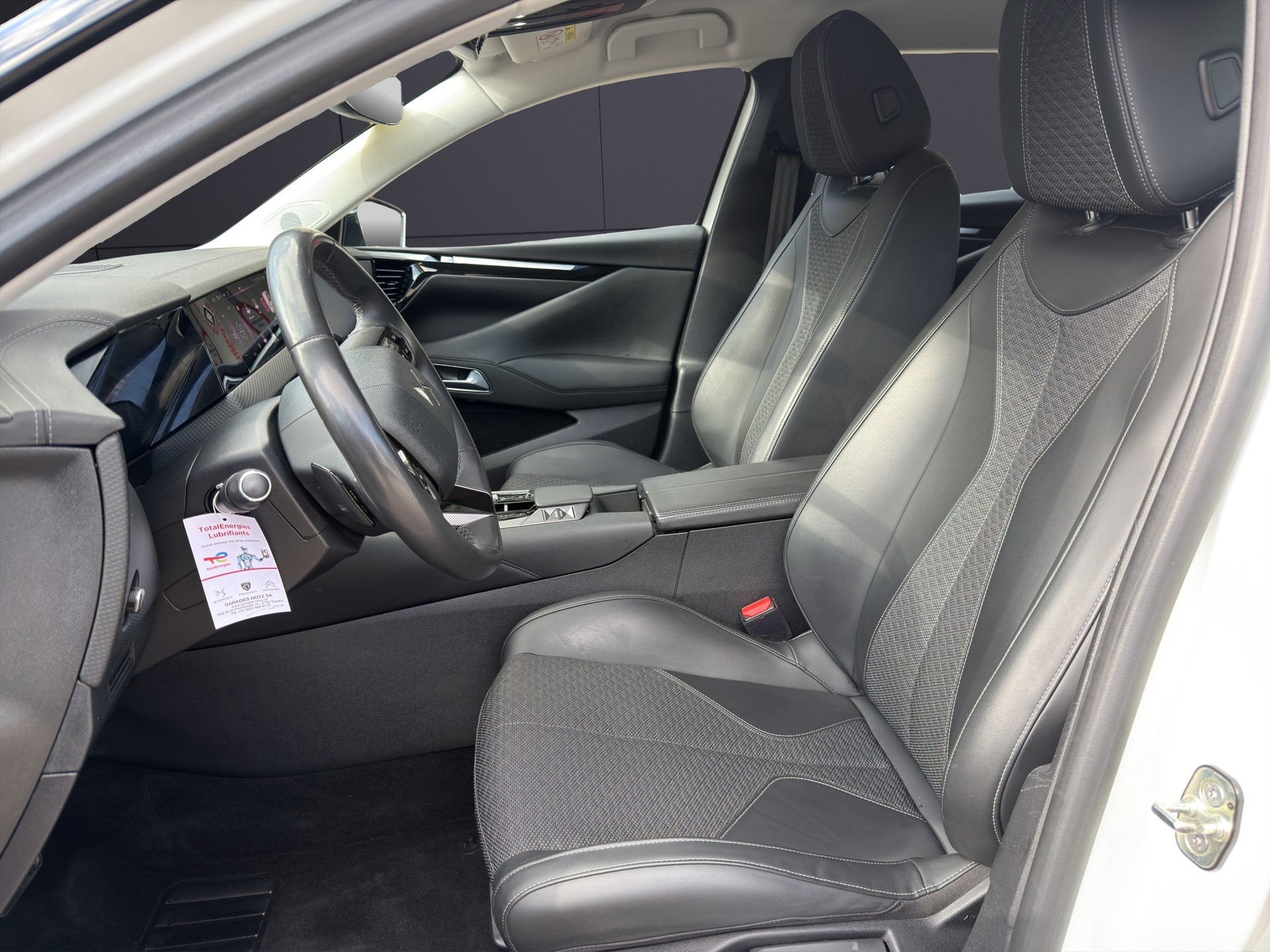 DS AUTOMOBILES DS4 1.2 Trocadero EAT8 - 6