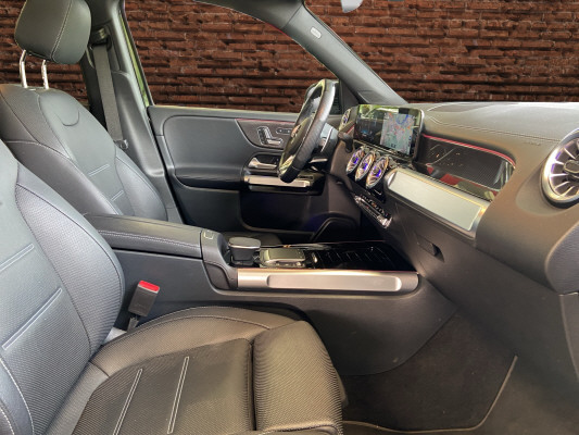 MERCEDES-BENZ GLB 35 AMG 4 MATIC - 14