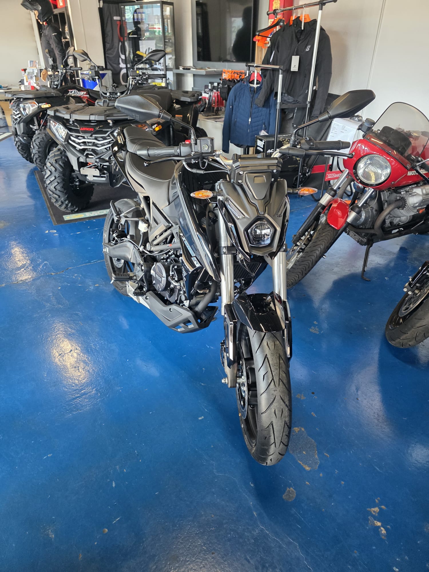 VOGE 125R