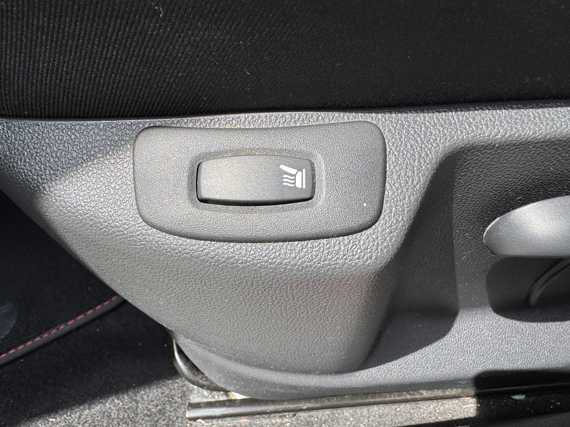 RENAULT Captur 1.3 T 16V Red Edition EDC - 10