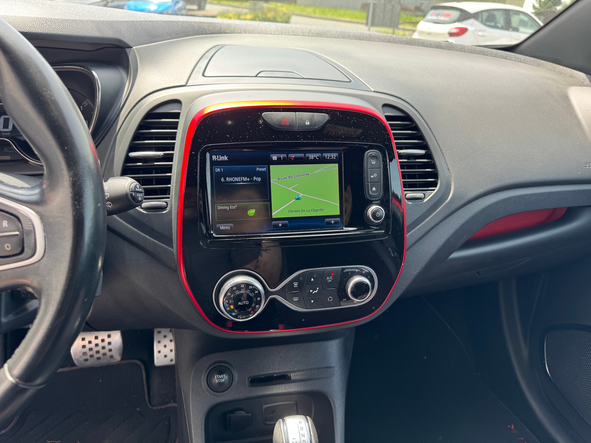 RENAULT Captur 1.3 T 16V Red Edition EDC - 12