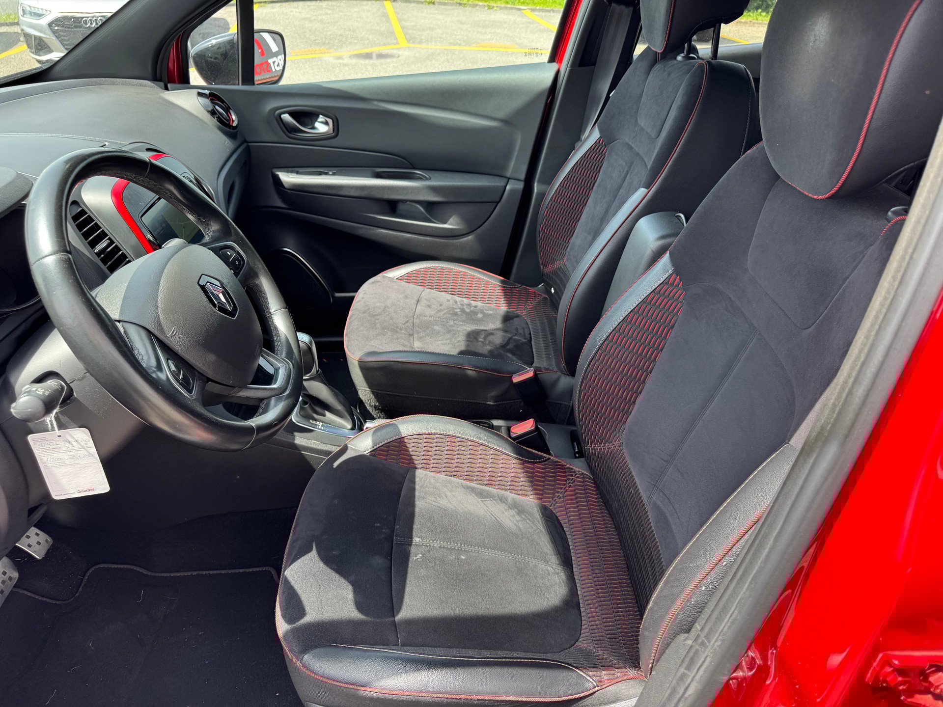 RENAULT Captur 1.3 T 16V Red Edition EDC - 5