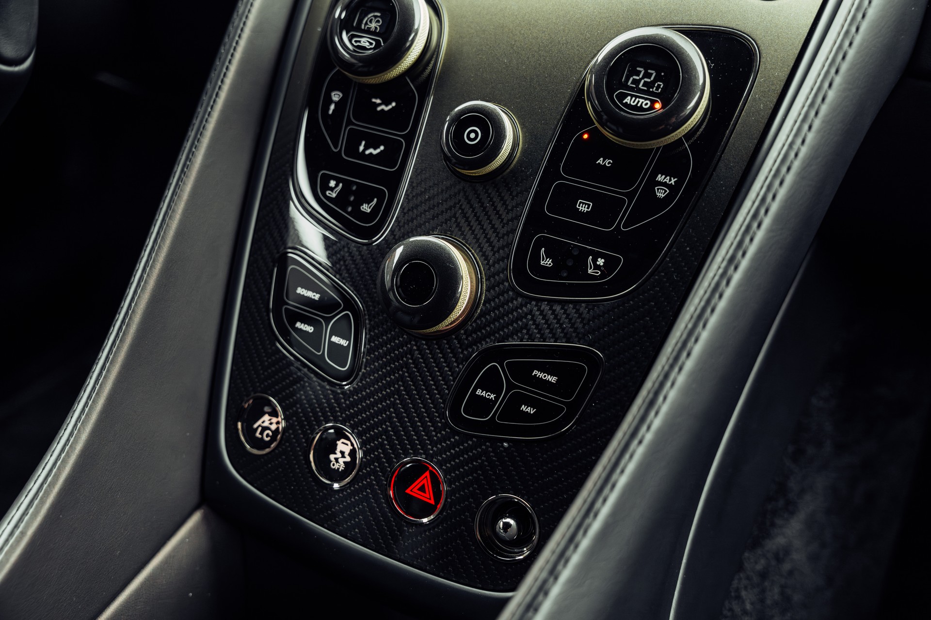 ASTON MARTIN Vanquish Zagato Coupé Villa d'Este 61/99 - 20