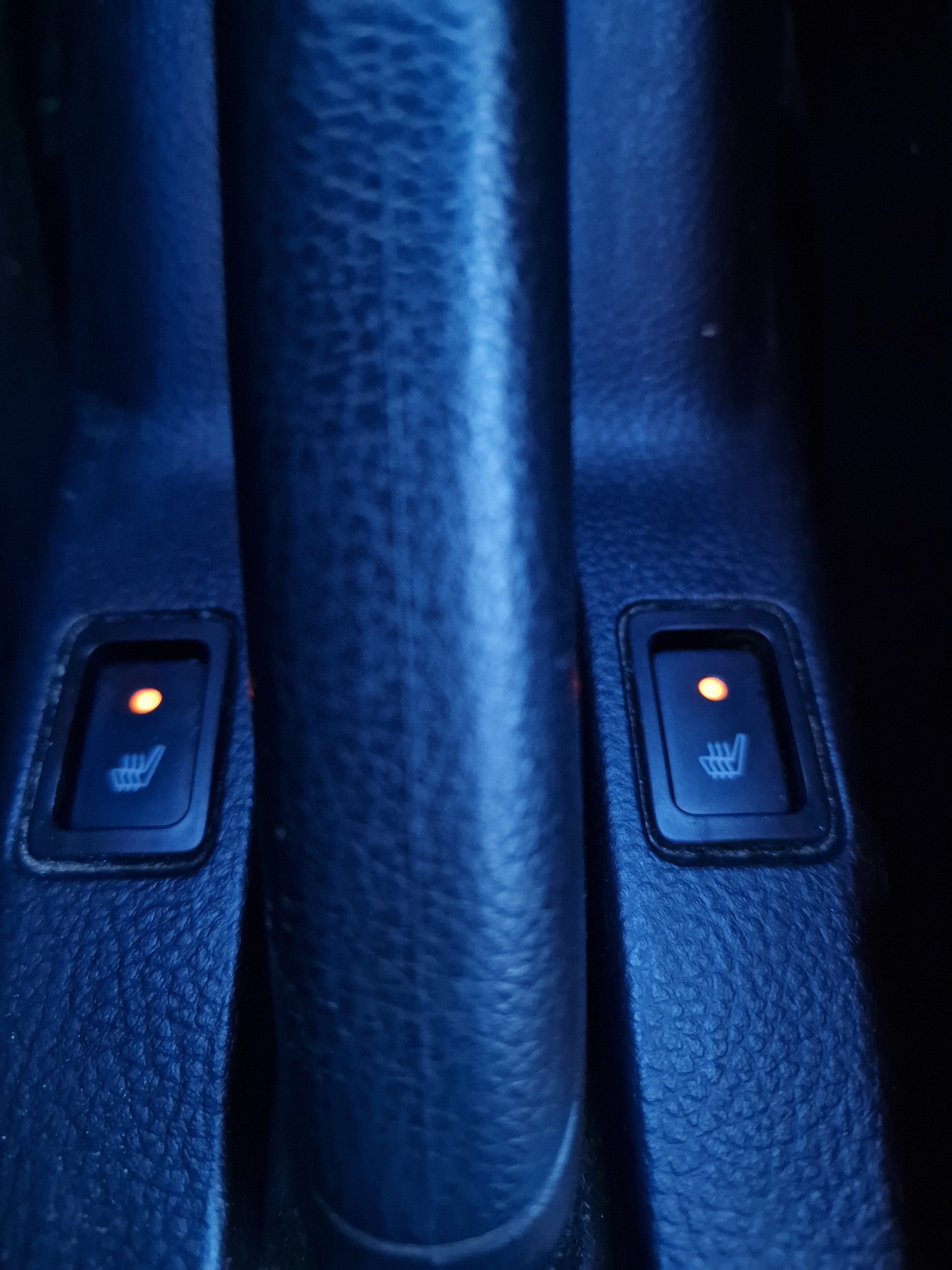 SUZUKI Swift 1.2i 16V GL 4x4 8x Rad MFK Neu 12Mt Gara - 13