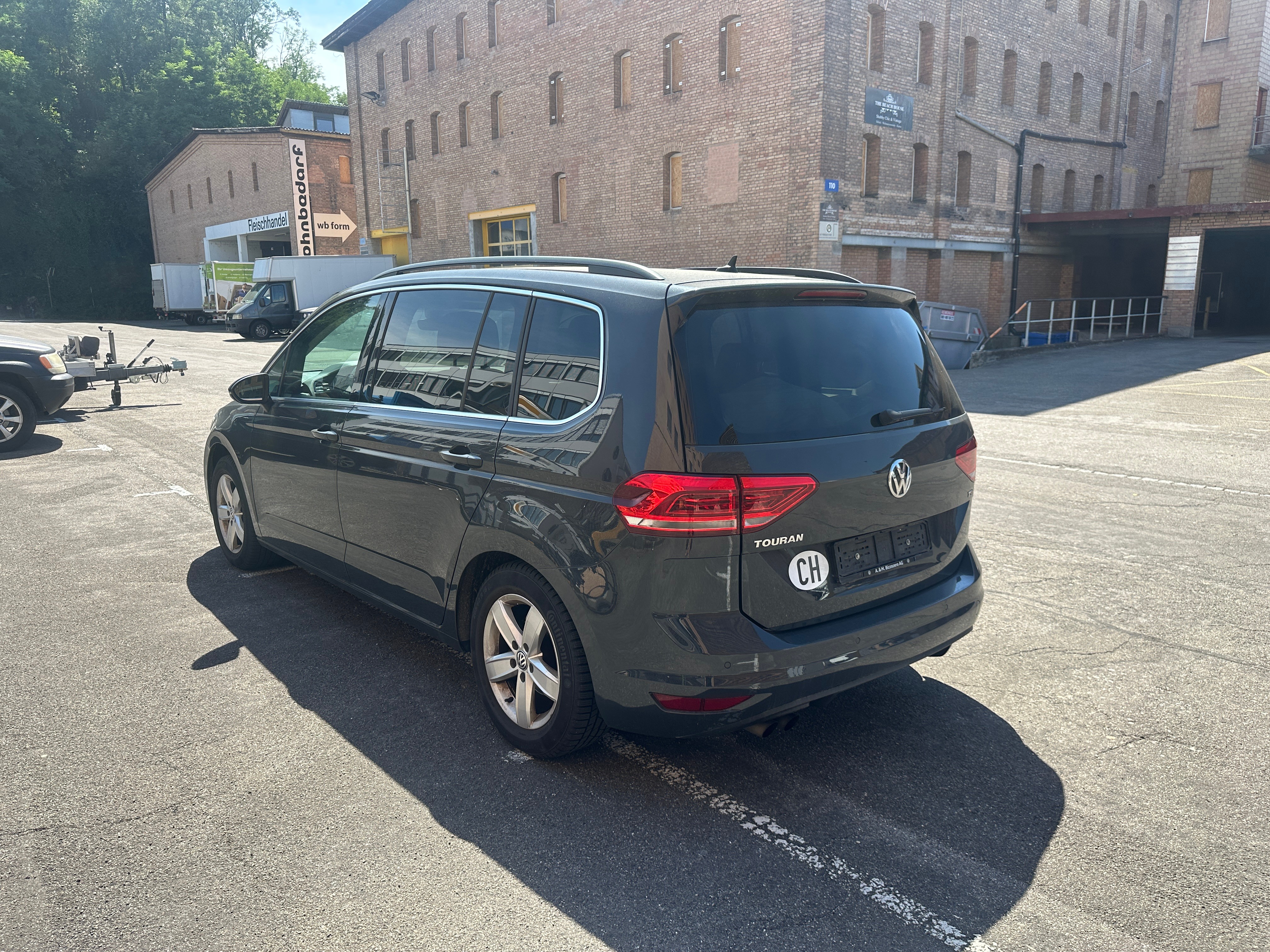 VW TOURAN 4