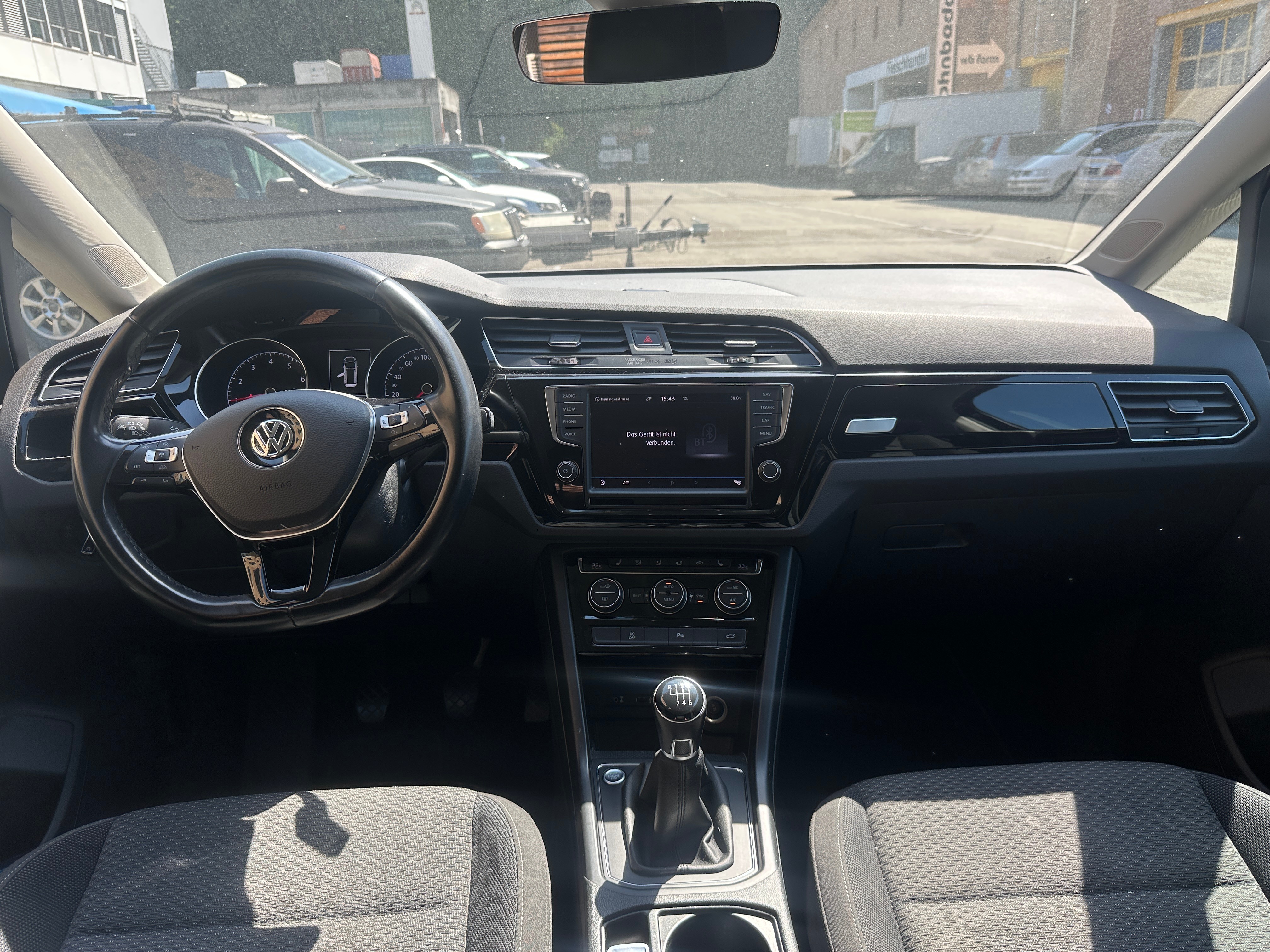 VW TOURAN 12