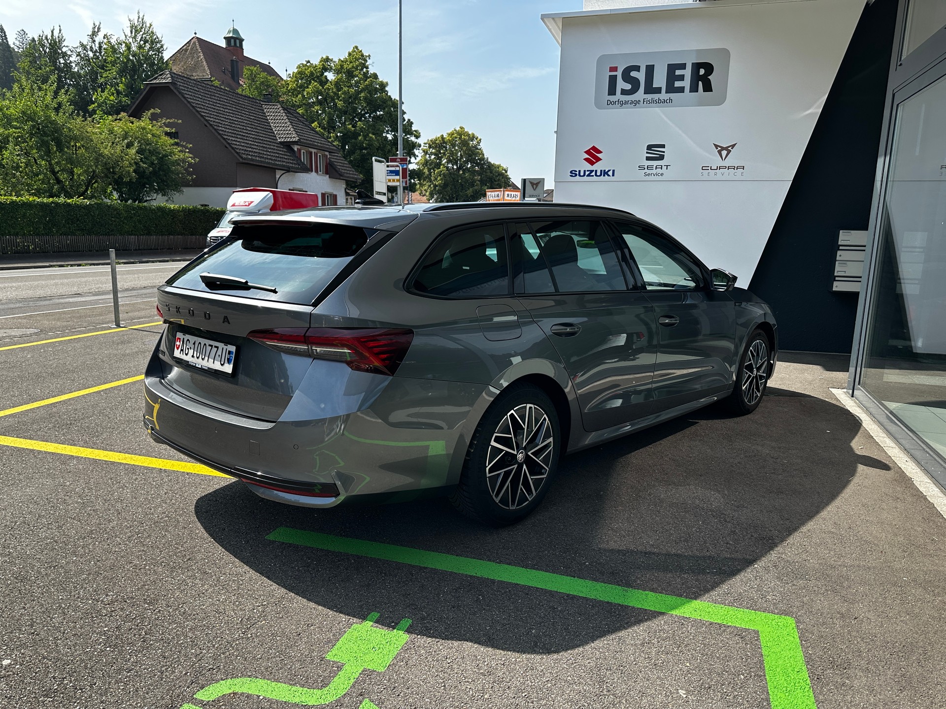 SKODA Octavia Combi 1.5 TSI mHEV DSG Sport Line - 6