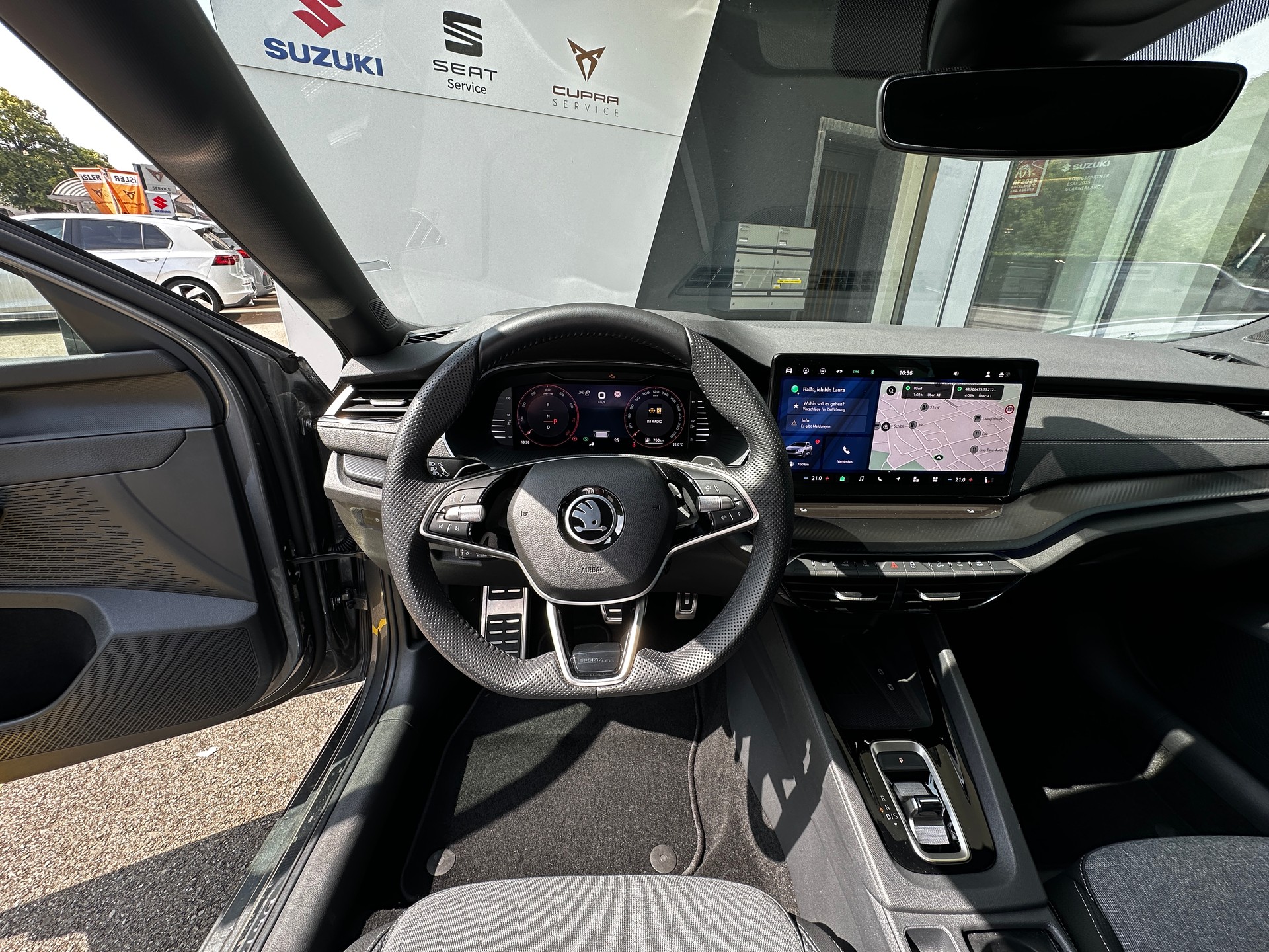 SKODA Octavia Combi 1.5 TSI mHEV DSG Sport Line - 11