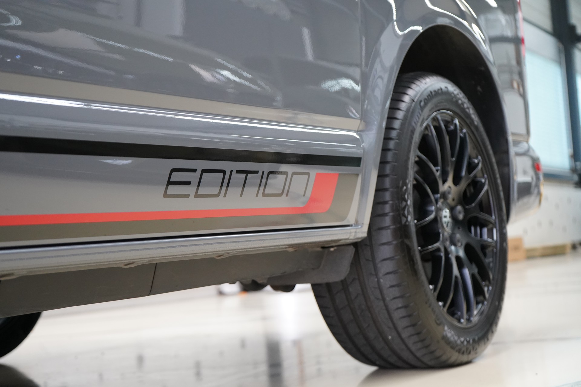 VW T6.1 Multivan 2.0 TDI Comfortline Edition DSG / Standheizung* AHK ** - 5