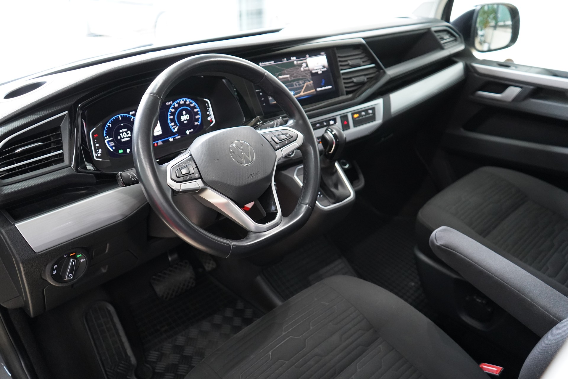 VW T6.1 Multivan 2.0 TDI Comfortline Edition DSG / Standheizung* AHK ** - 15