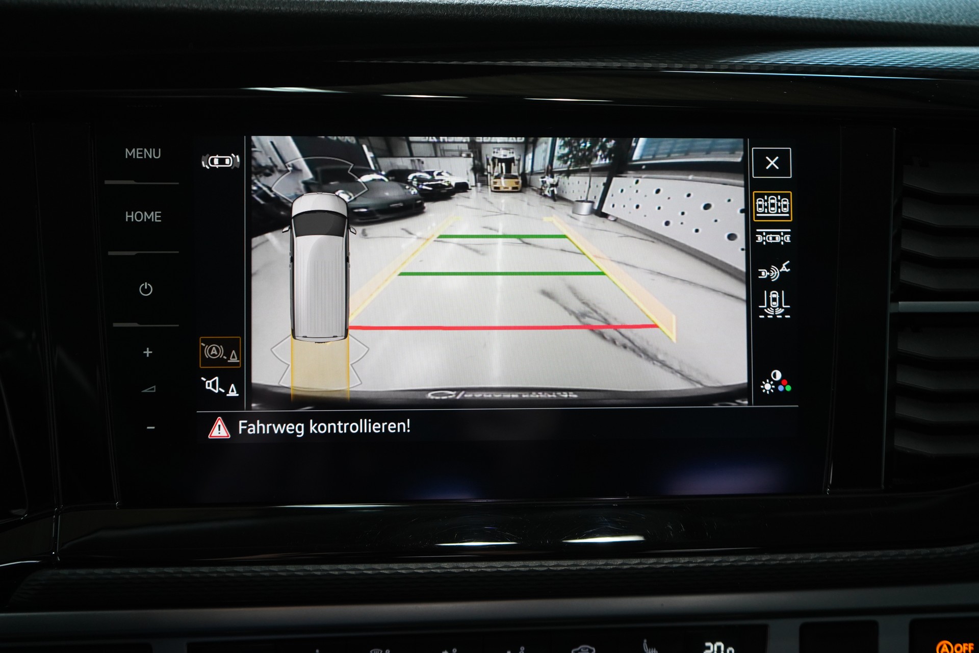 VW T6.1 Multivan 2.0 TDI Comfortline Edition DSG / Standheizung* AHK ** - 19