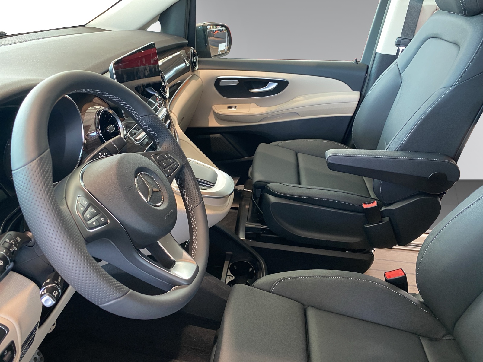 MERCEDES-BENZ Marco Polo 250 d 4M Automat - 15