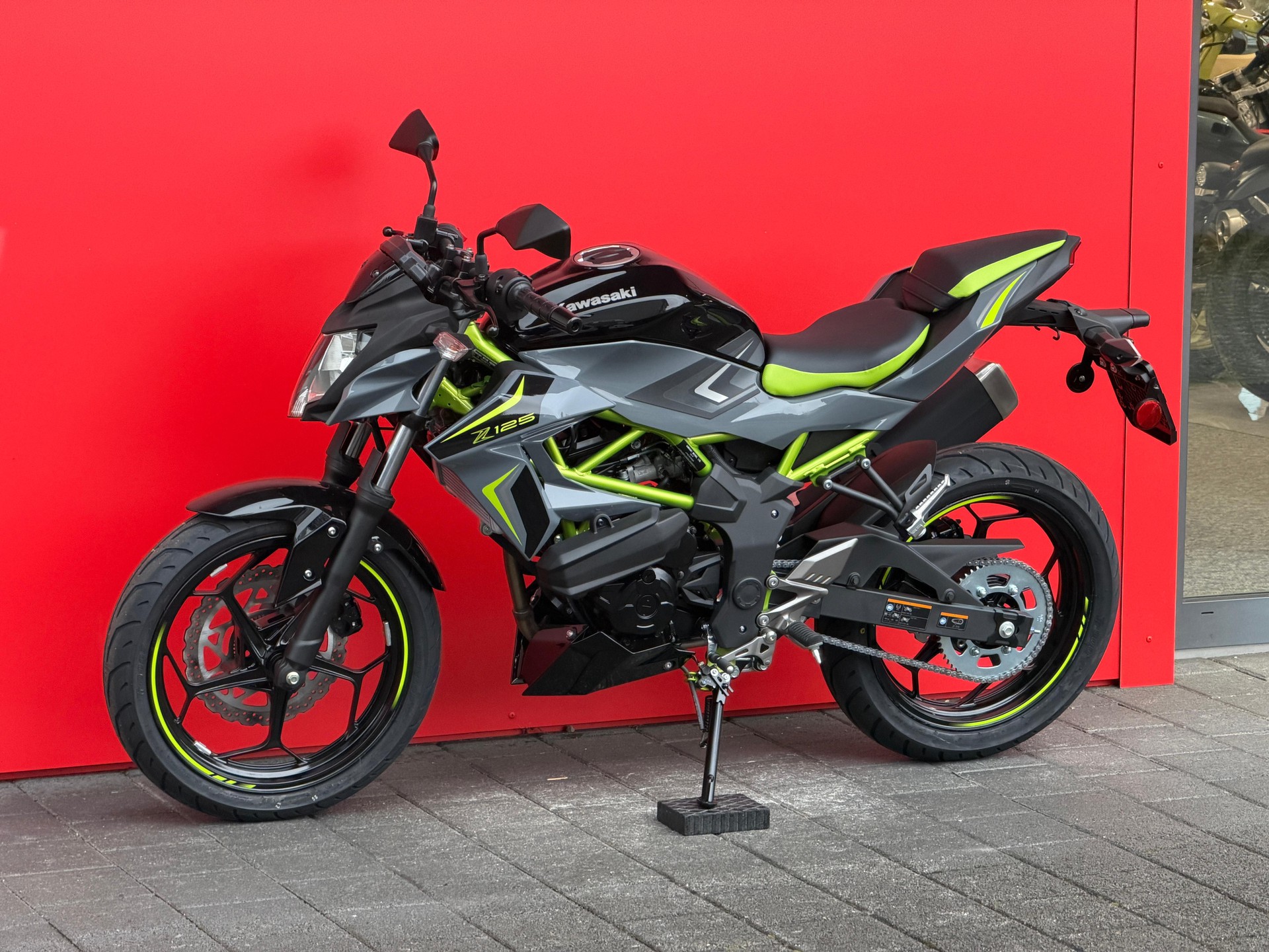 KAWASAKI Z 125 - 9