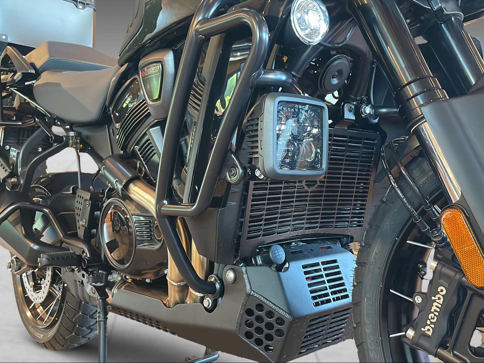 HARLEY-DAVIDSON Pan America 1250 Limited - 8