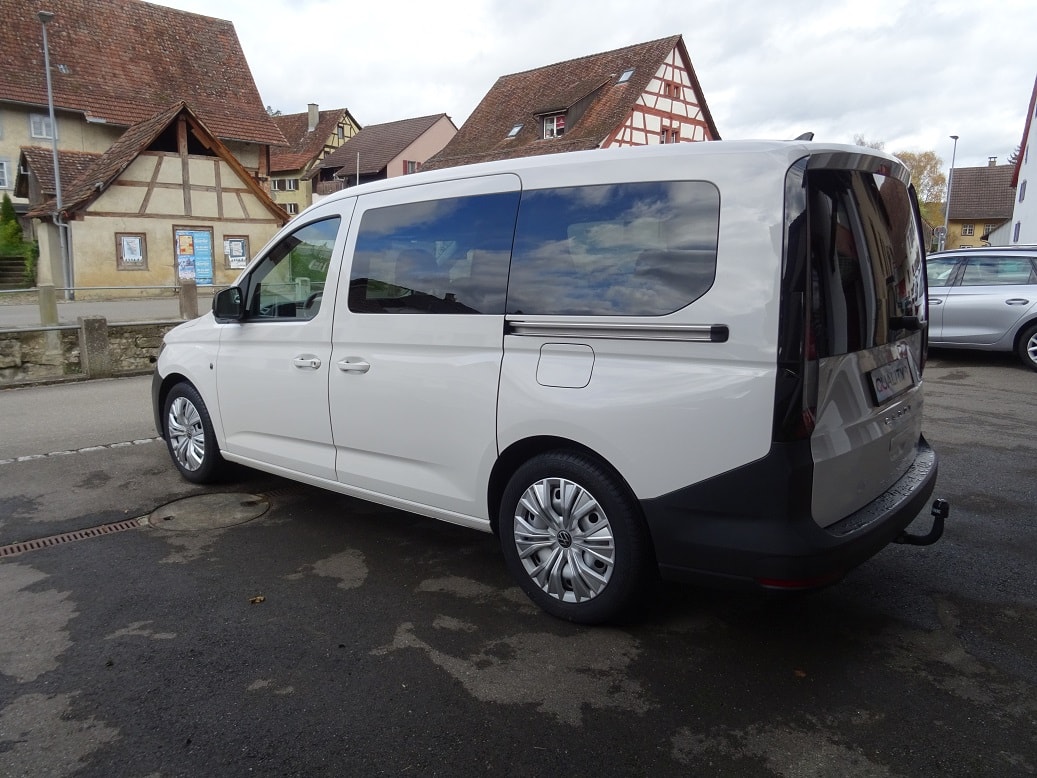 VW Caddy Maxi 2.0 TDI DSG - 4