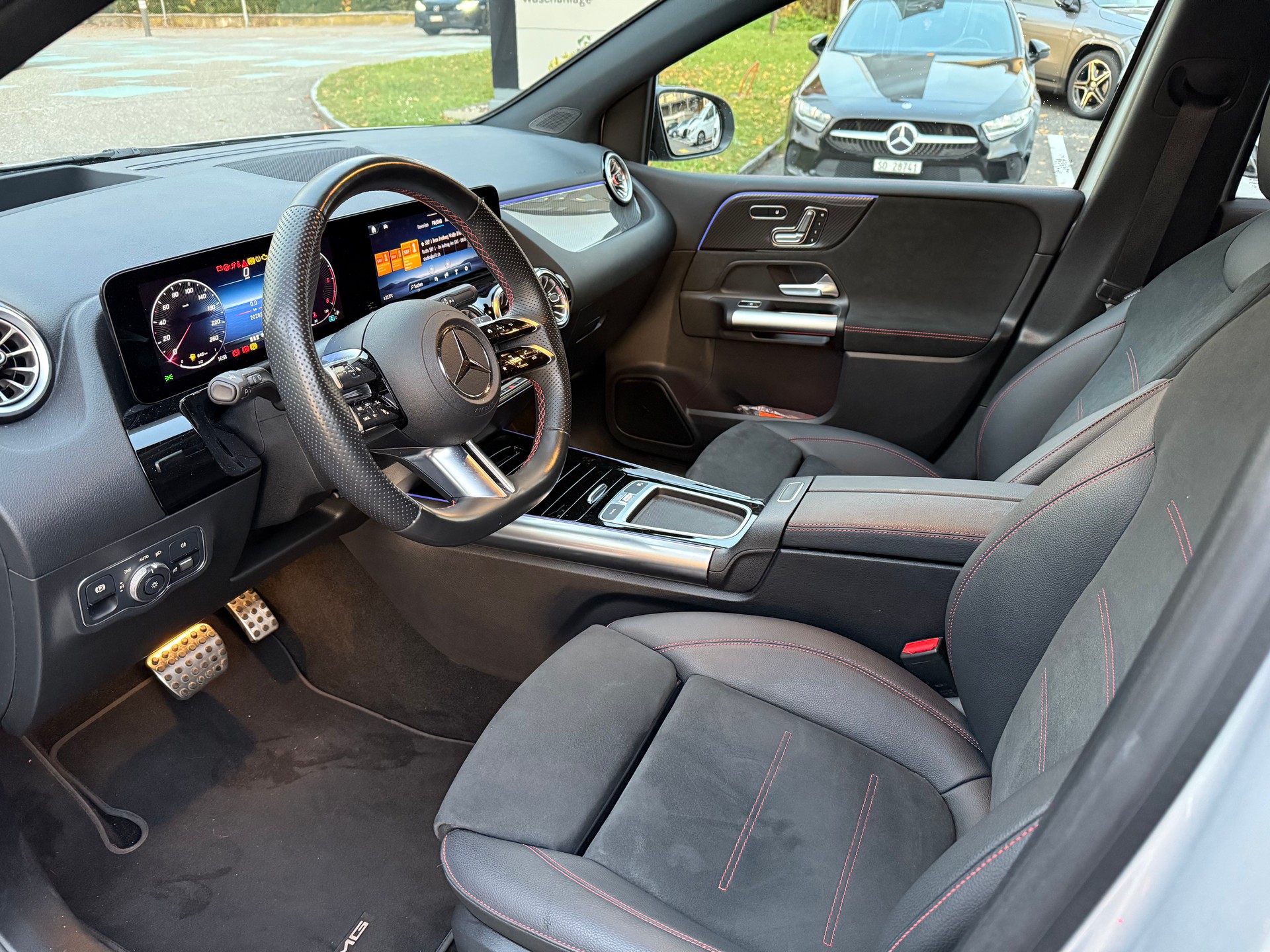 MERCEDES-BENZ B 200 d AMG Line - 4