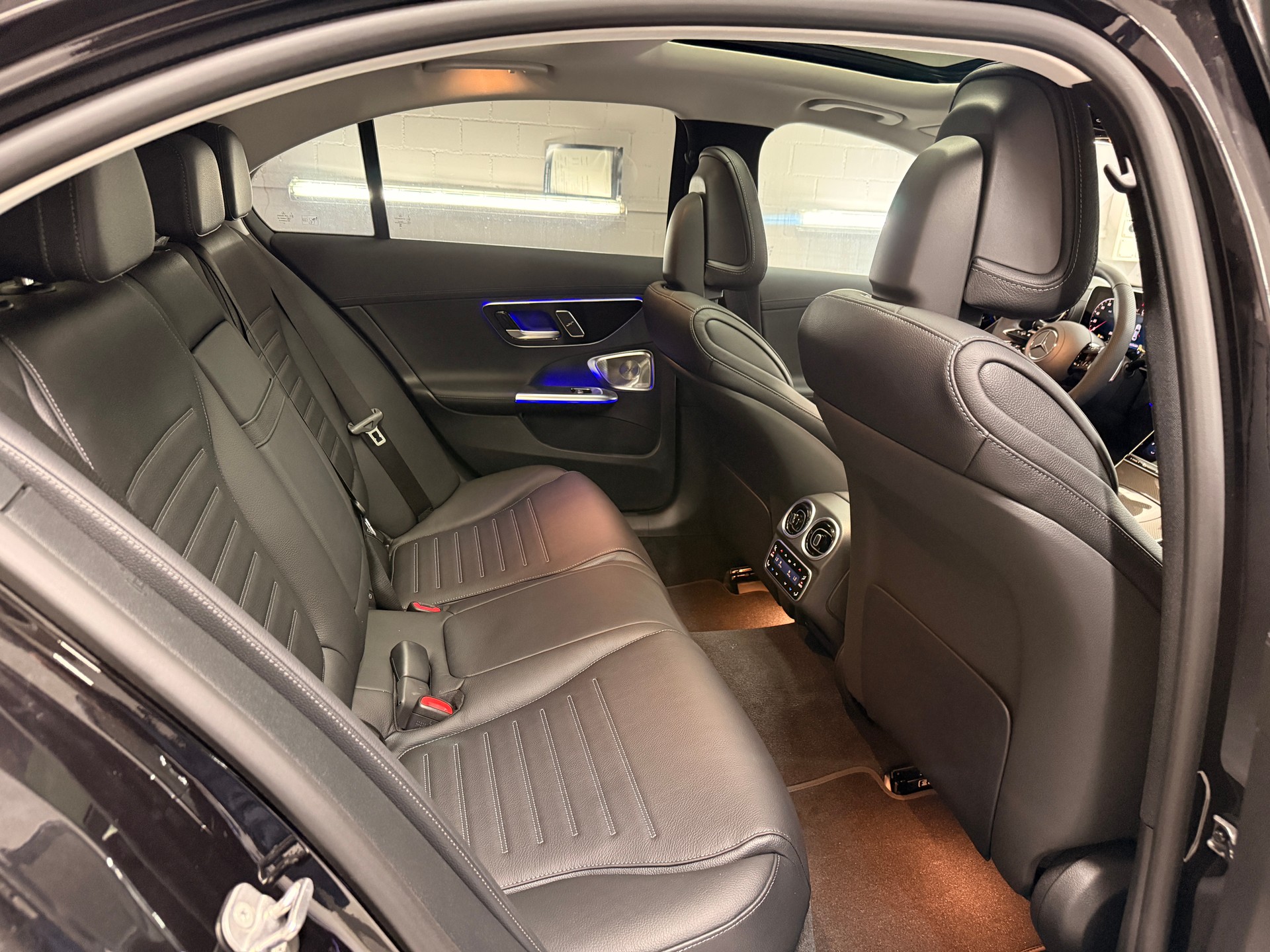 MERCEDES-BENZ C 300 4MATIC Limousine - 7