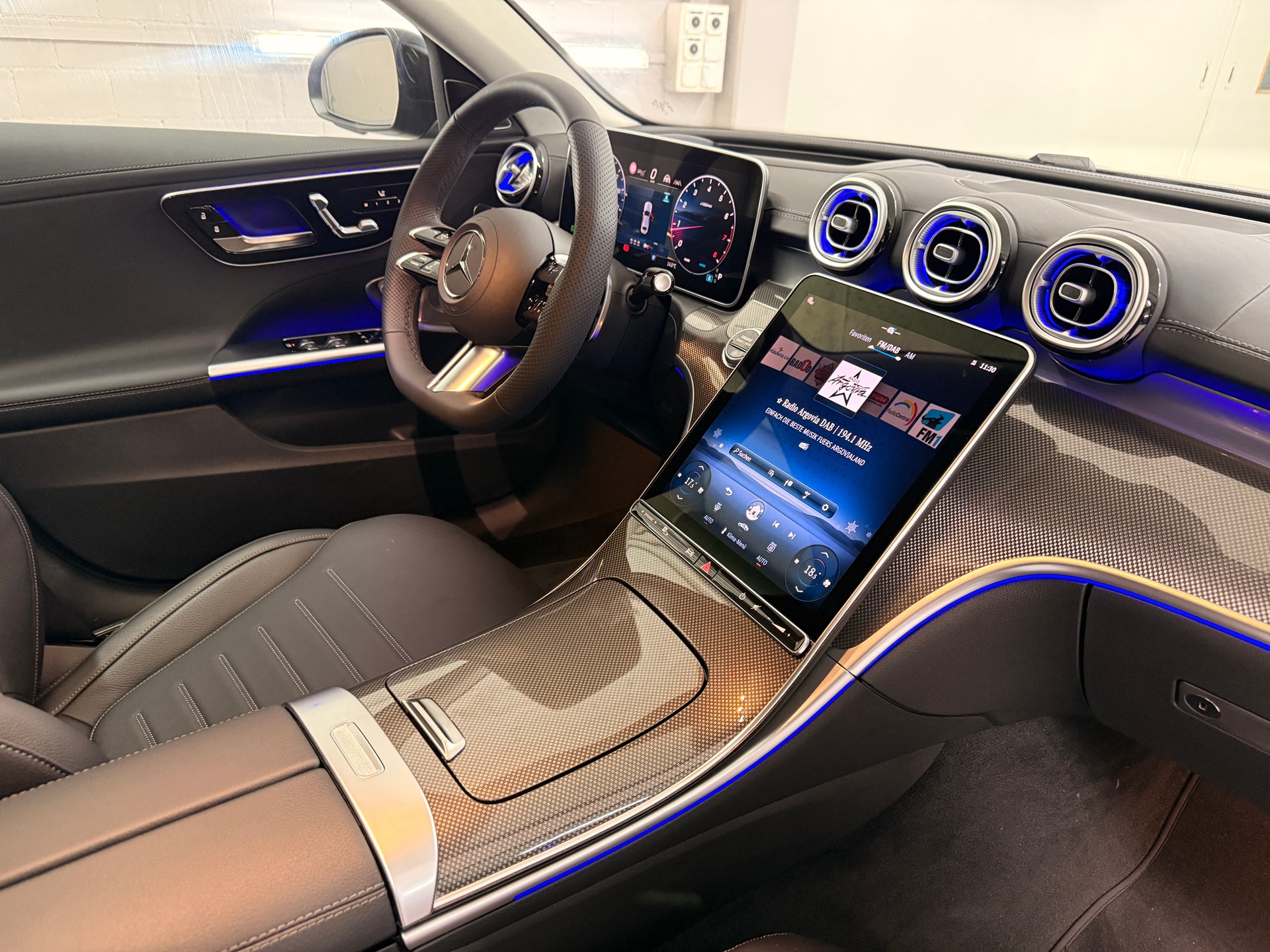 MERCEDES-BENZ C 300 4MATIC Limousine - 10