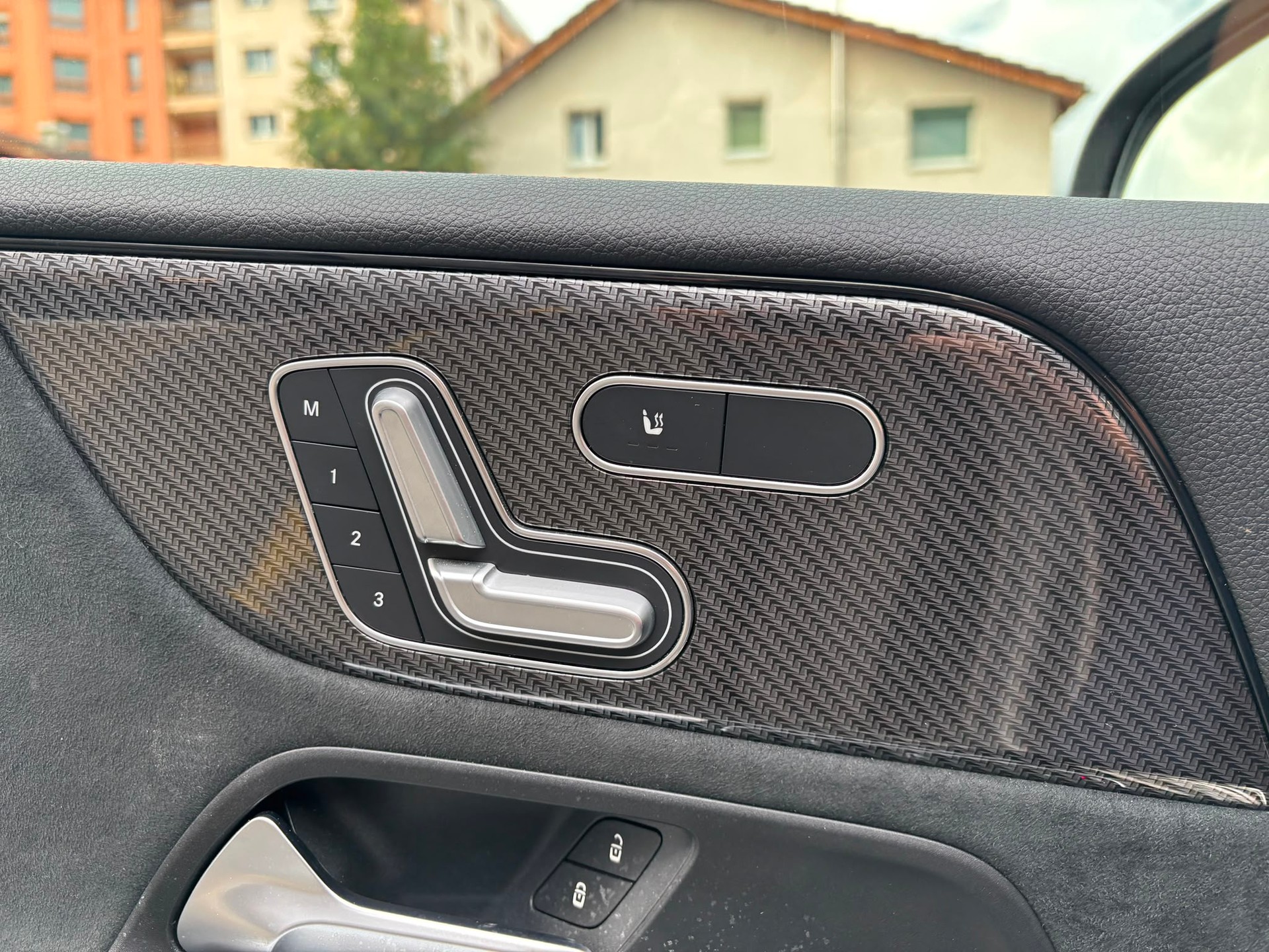 MERCEDES-BENZ B 220 4Matic AMG Line - 8