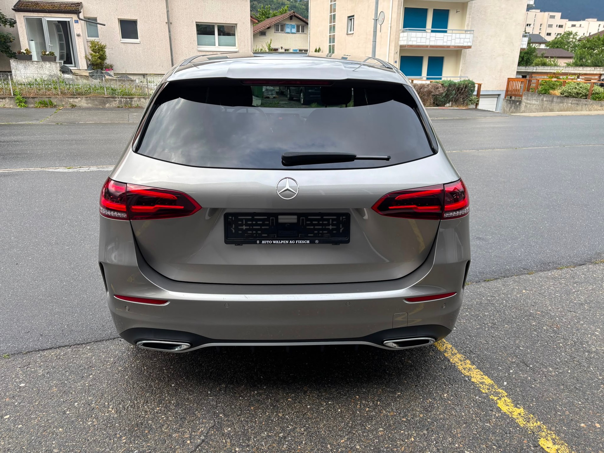 MERCEDES-BENZ B 220 4Matic AMG Line - 4