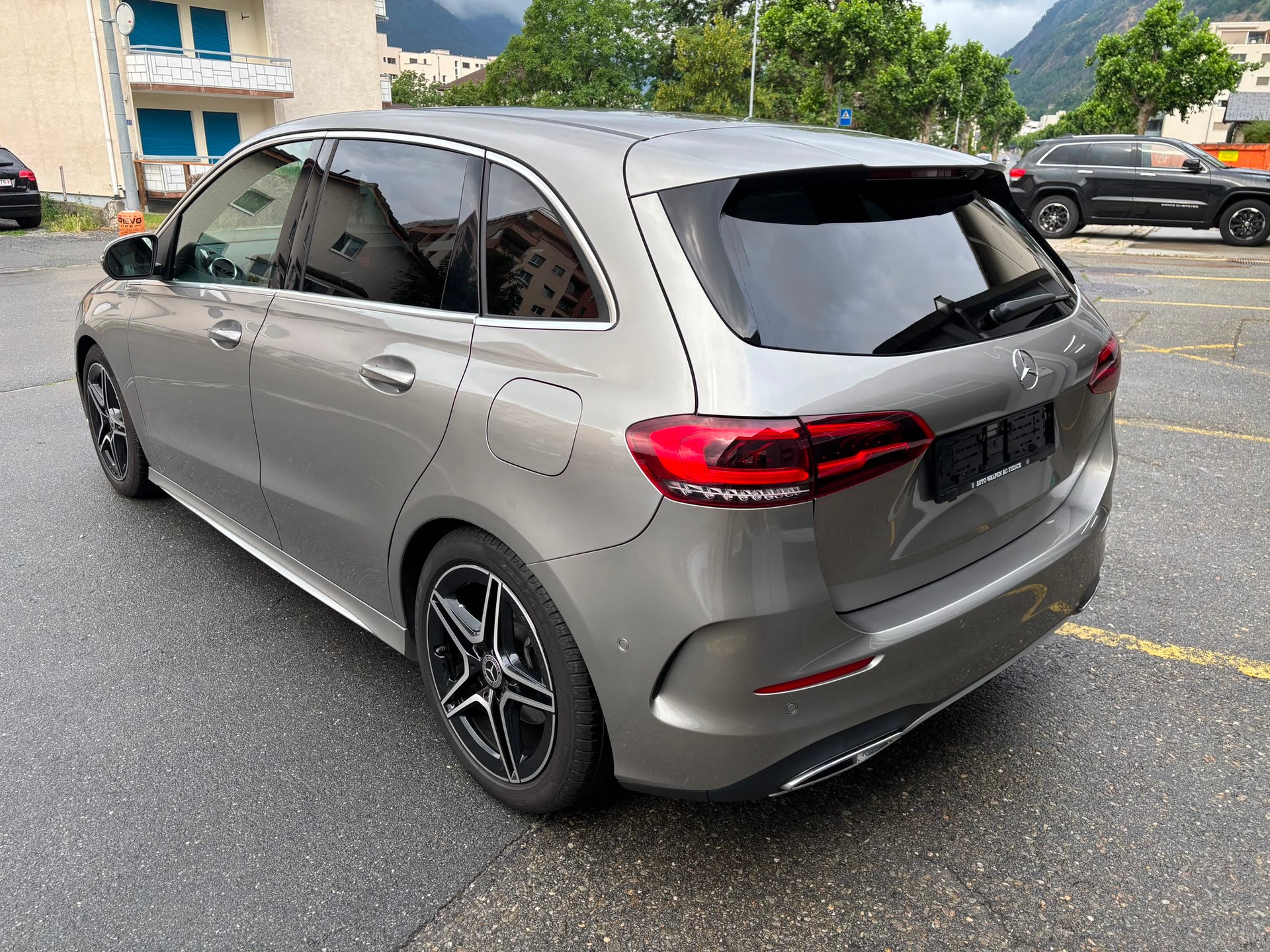 MERCEDES-BENZ B 220 4Matic AMG Line - 5