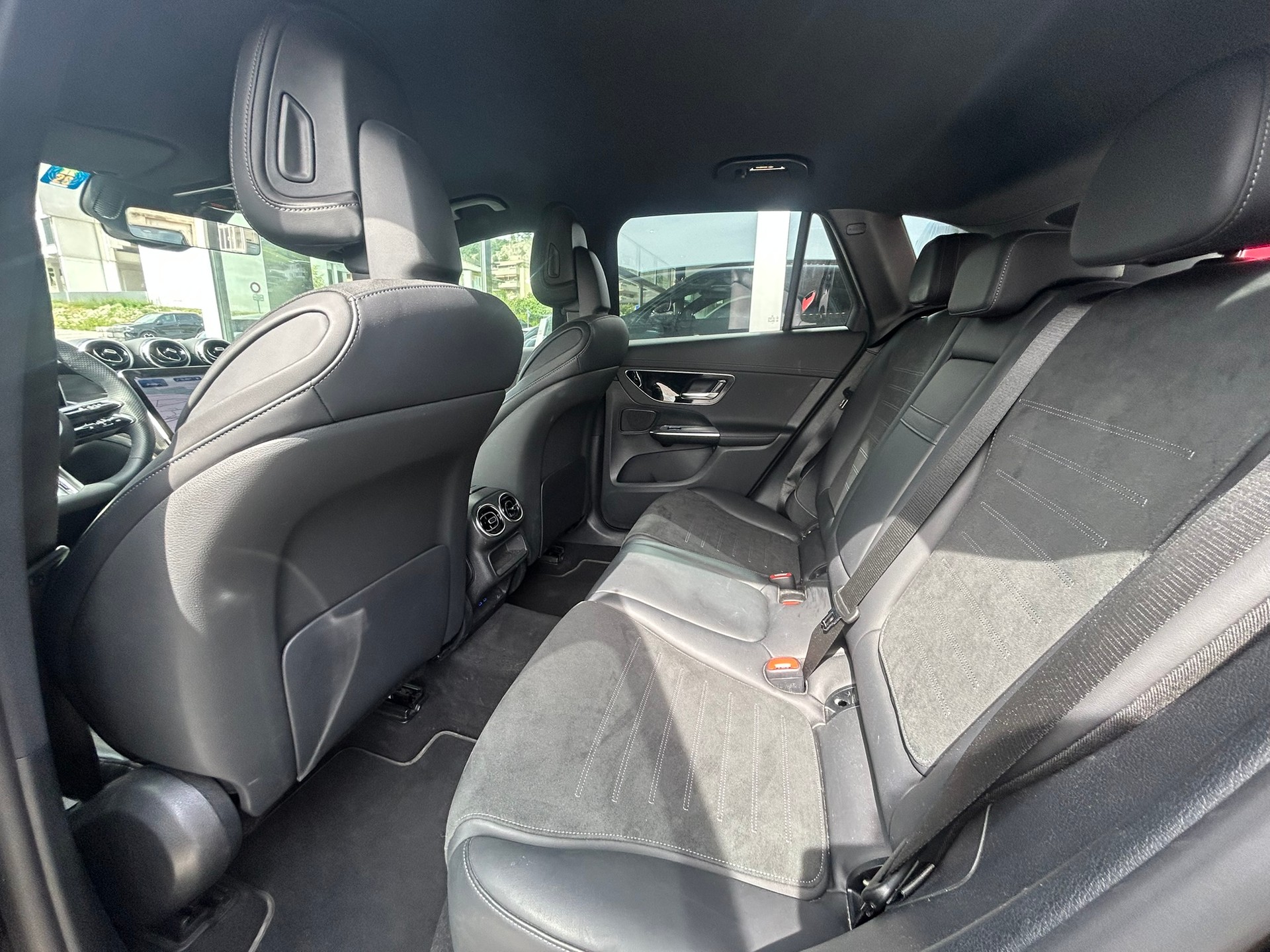 MERCEDES-BENZ GLC 220 d 4Matic AMG Line 9G-Tronic - 13