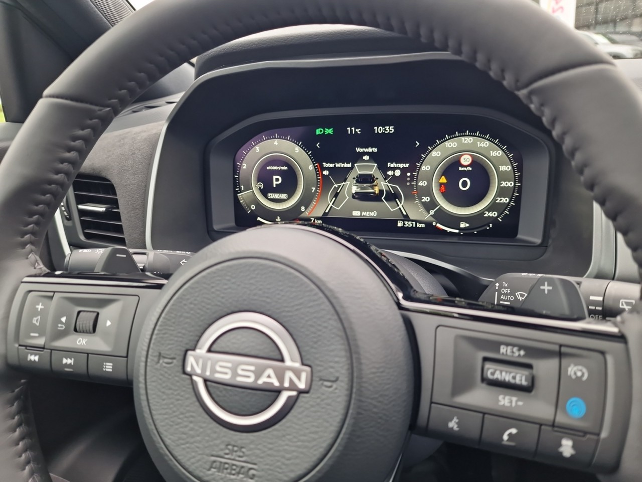 nissan Gallery 17