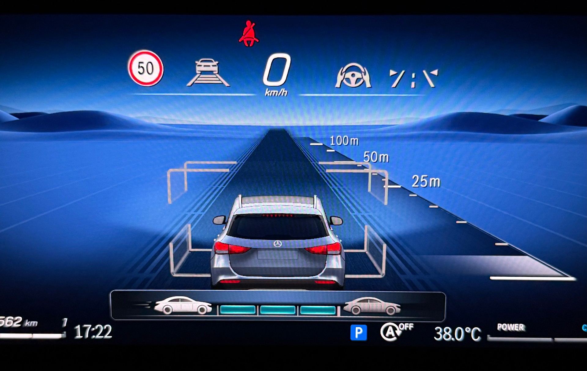 MERCEDES-BENZ GLA 200 AMG Line Night Star 7G-DCT - 10