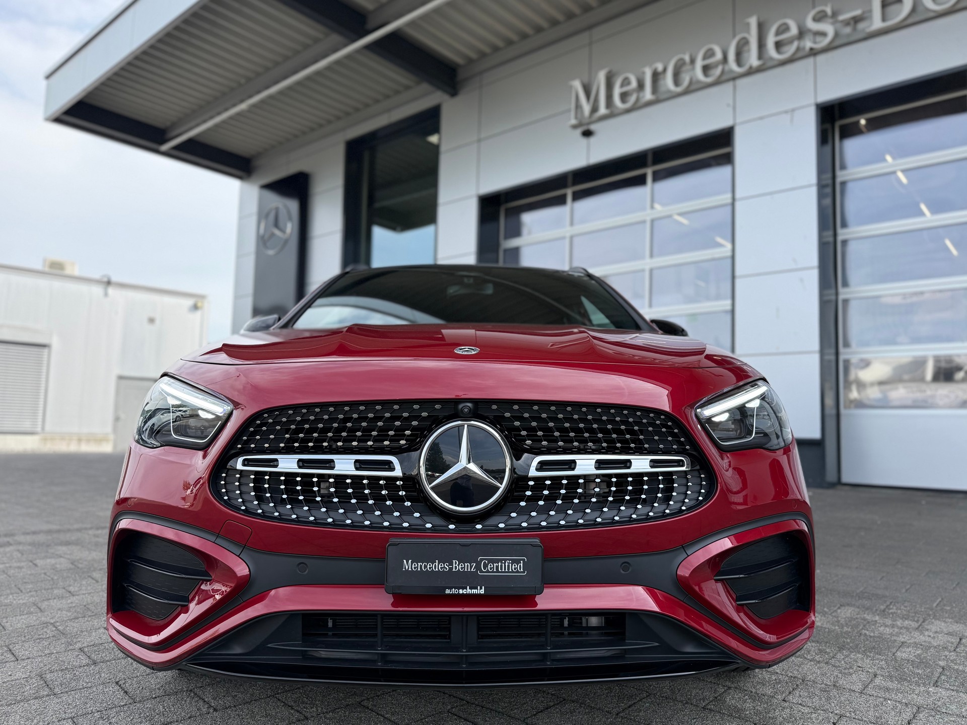 MERCEDES-BENZ GLA 200 AMG Line Night Star 7G-DCT - 3