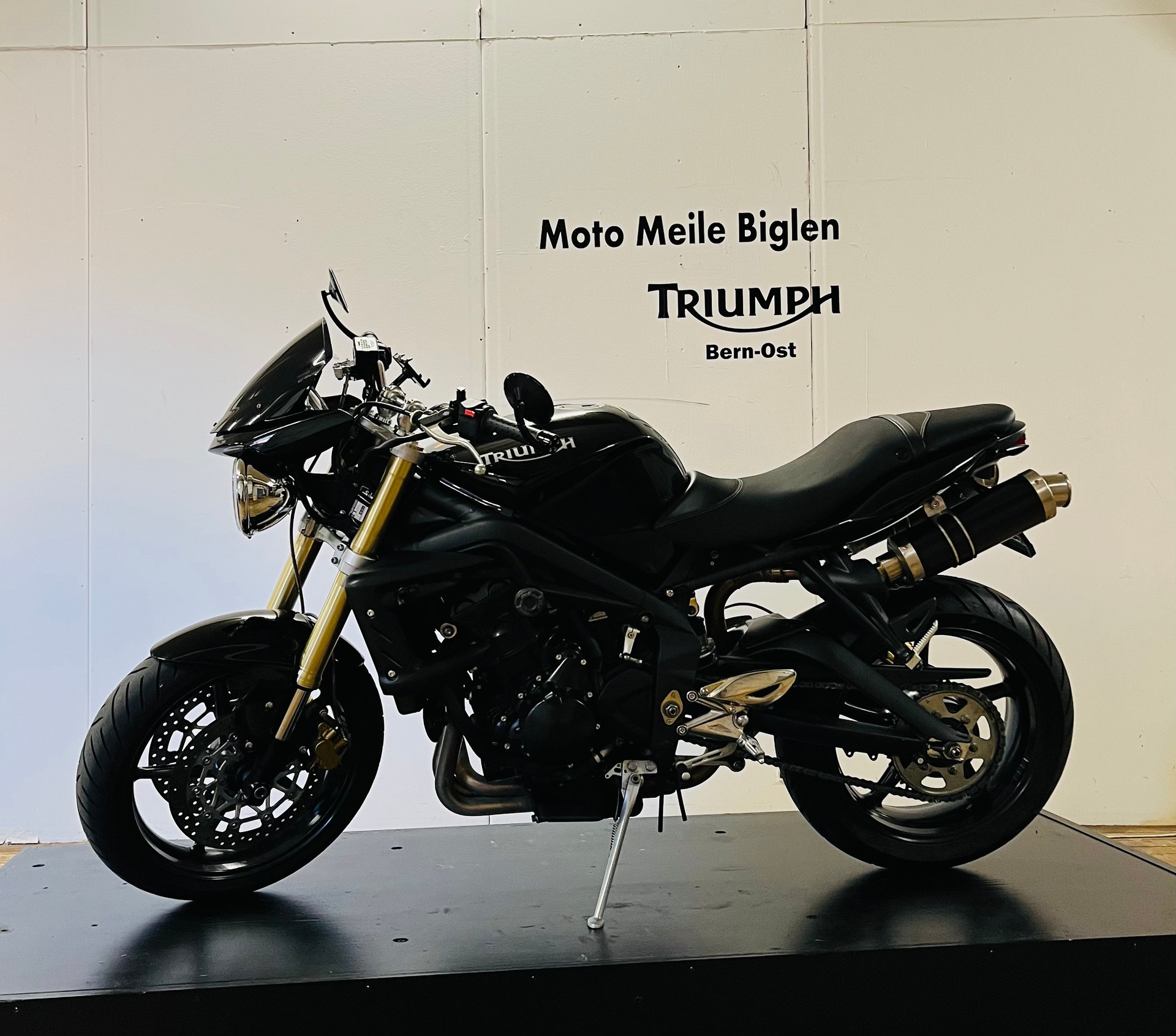 TRIUMPH Street Triple 675 - 3