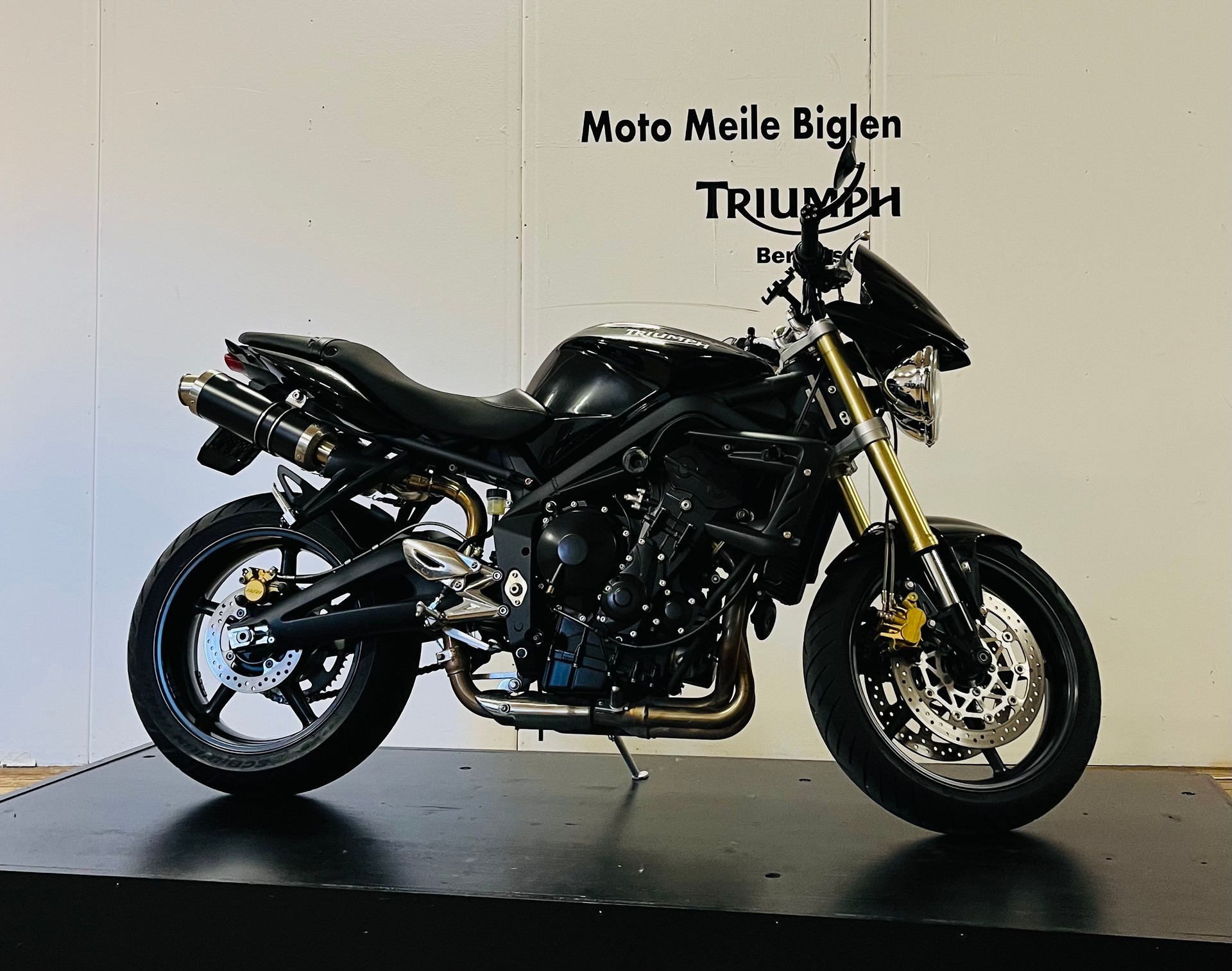 TRIUMPH Street Triple 675 - 7