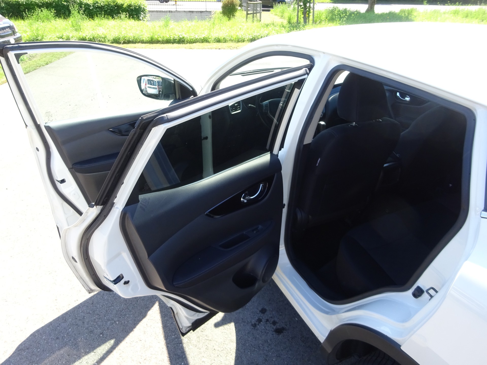 NISSAN Qashqai 1.2 DIG-T 360° Xtronic CVT - 9