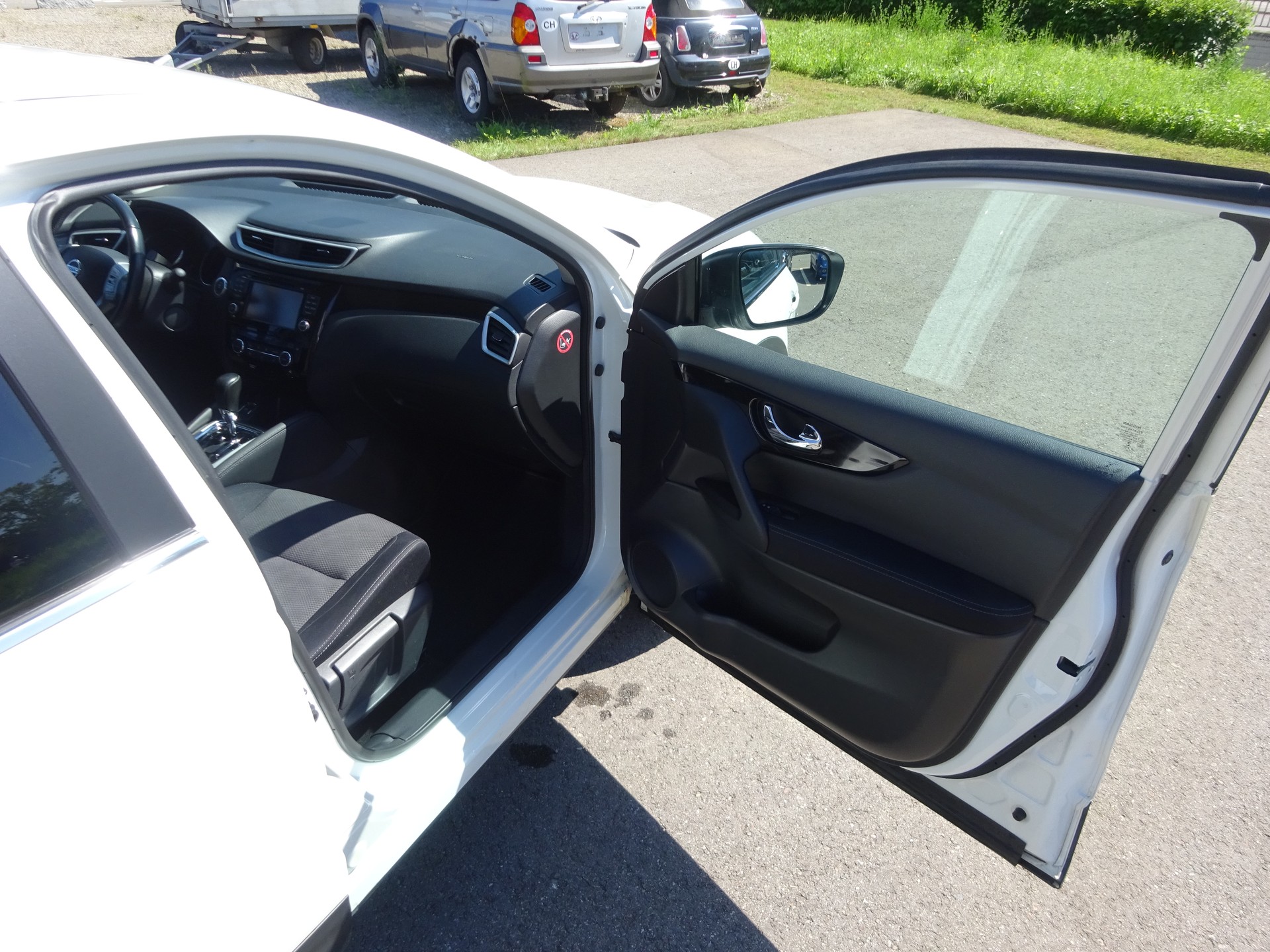 NISSAN Qashqai 1.2 DIG-T 360° Xtronic CVT - 4