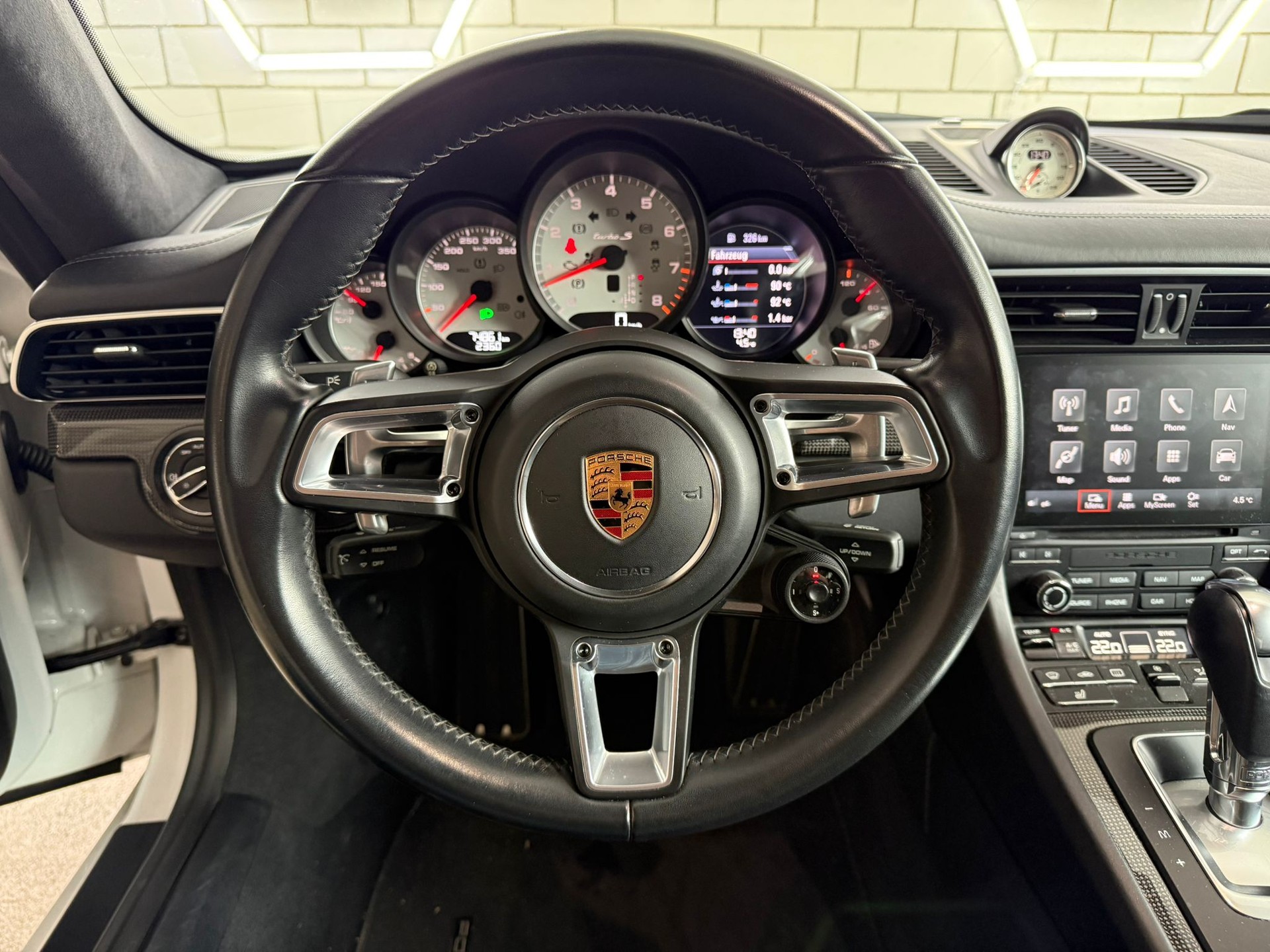 PORSCHE 911 Turbo S PDK - 8