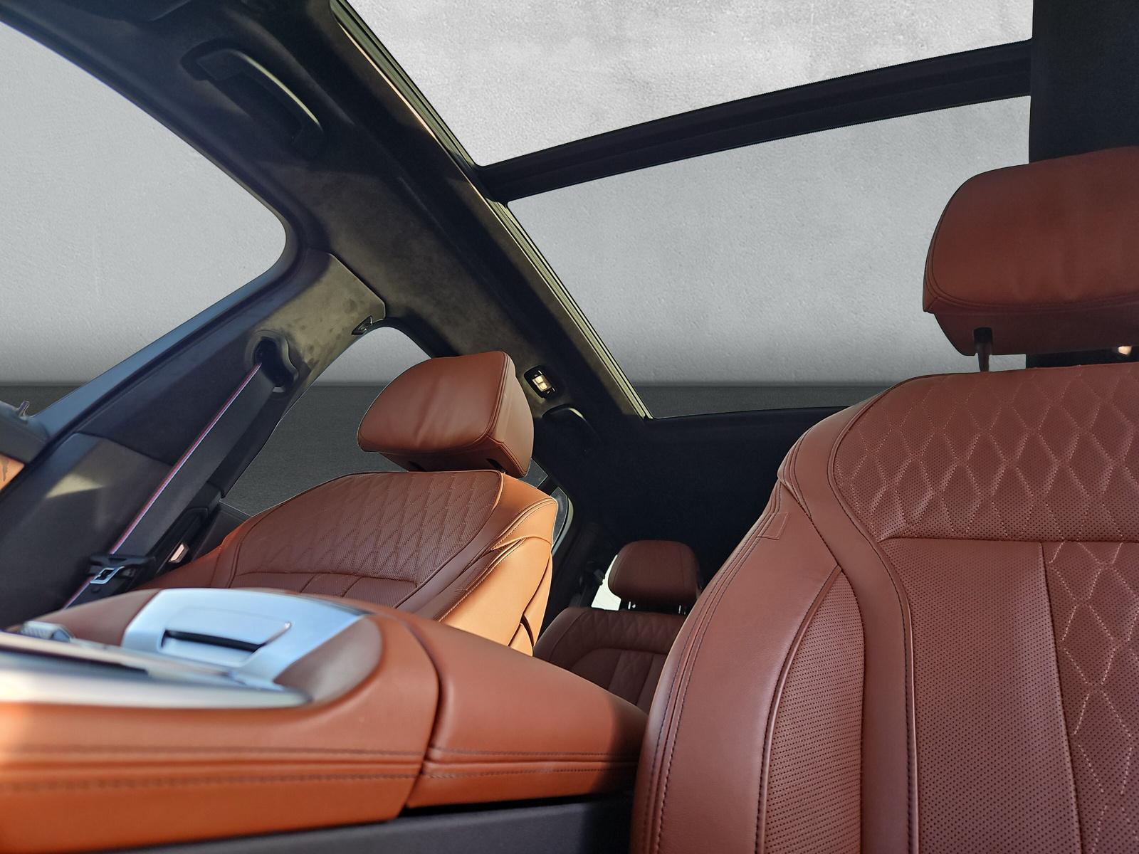 BMW X7 40d M Sport Pro xDrive G07 (CH) AHK ** 7 Places **📍 - 22