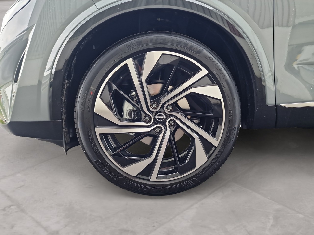 nissan Gallery 9