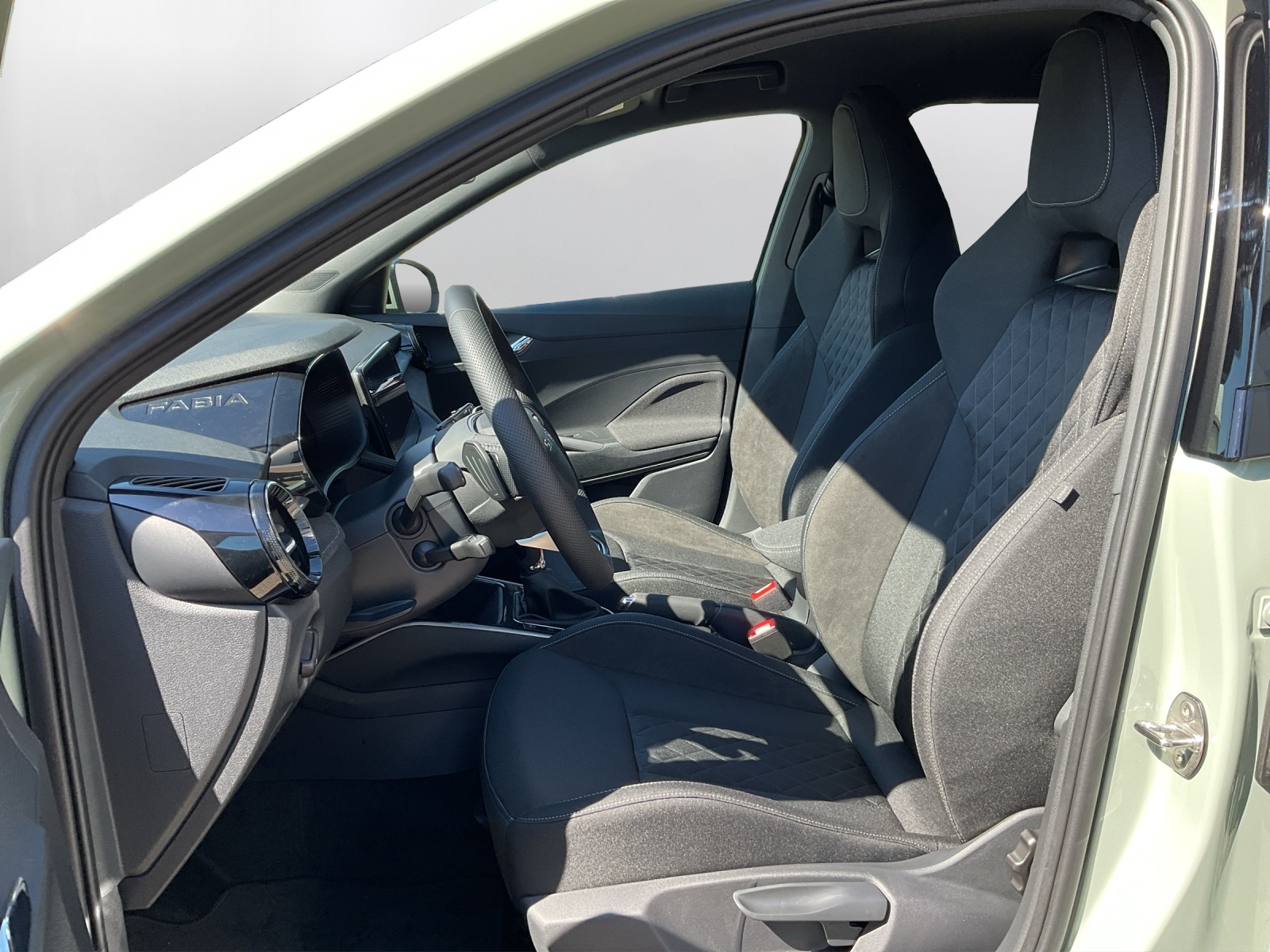 SKODA Fabia 1.0 TSI Dynamic DSG - 10