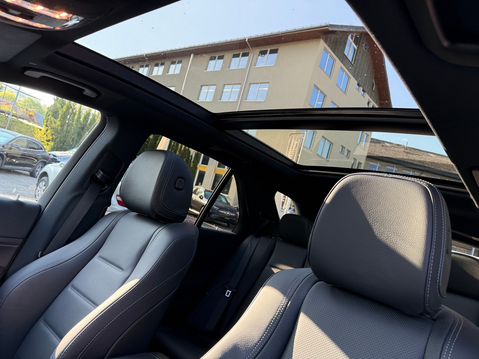 MERCEDES-BENZ GLE 300 d 4Matic - 12