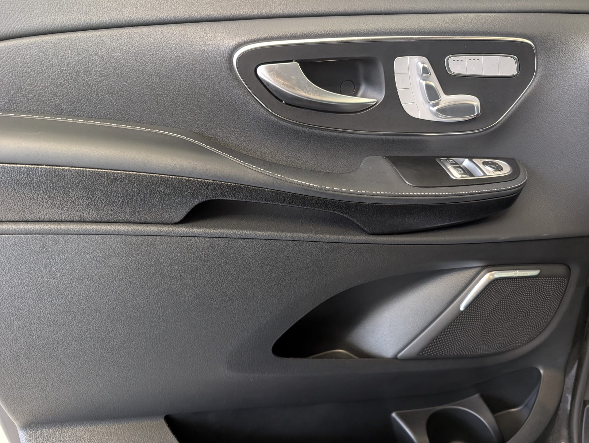 MERCEDES-BENZ V 300 d lang Exclusive 4Matic 9G-Tronic - 8