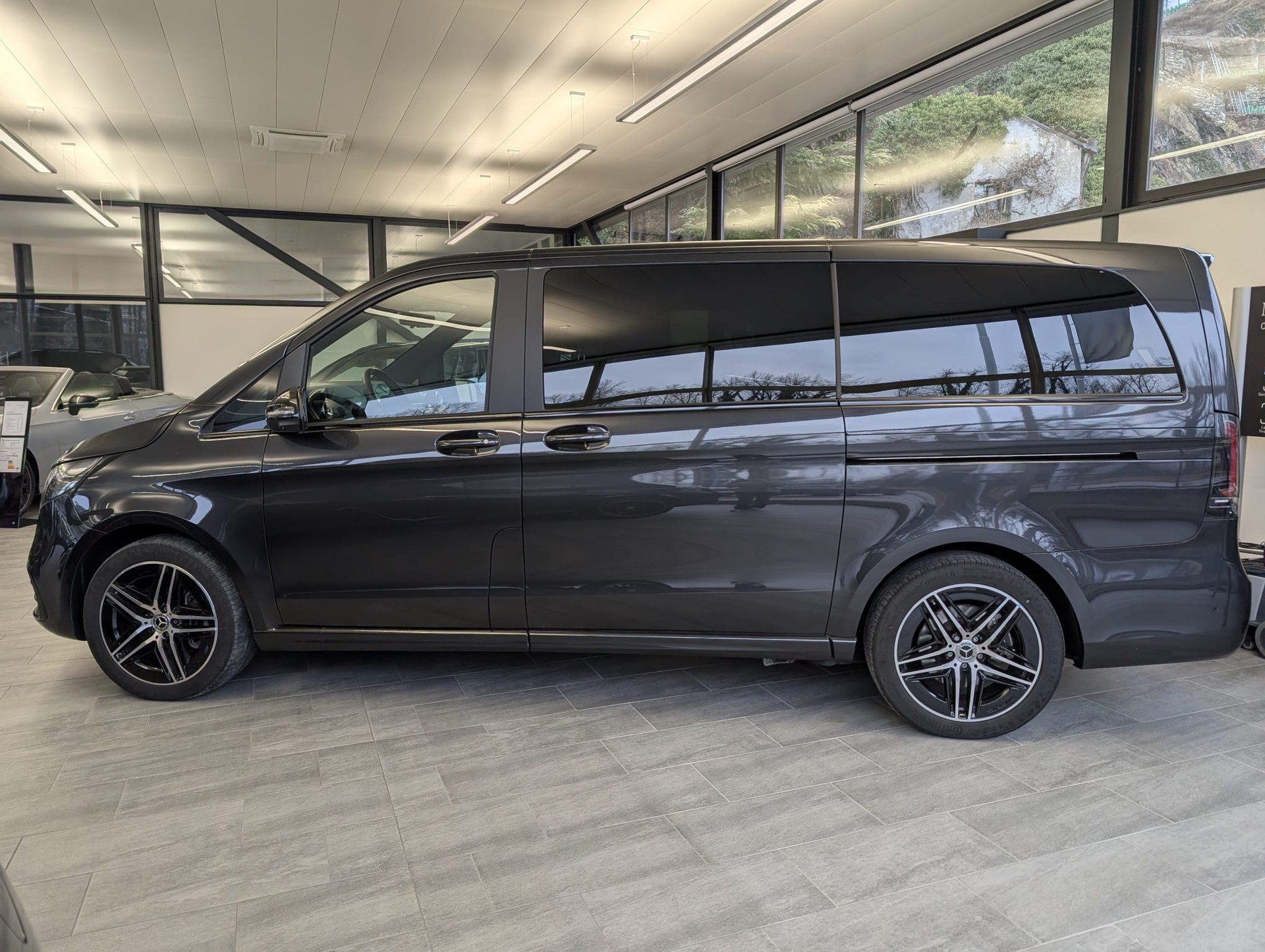 MERCEDES-BENZ V 300 d lang Exclusive 4Matic 9G-Tronic - 2