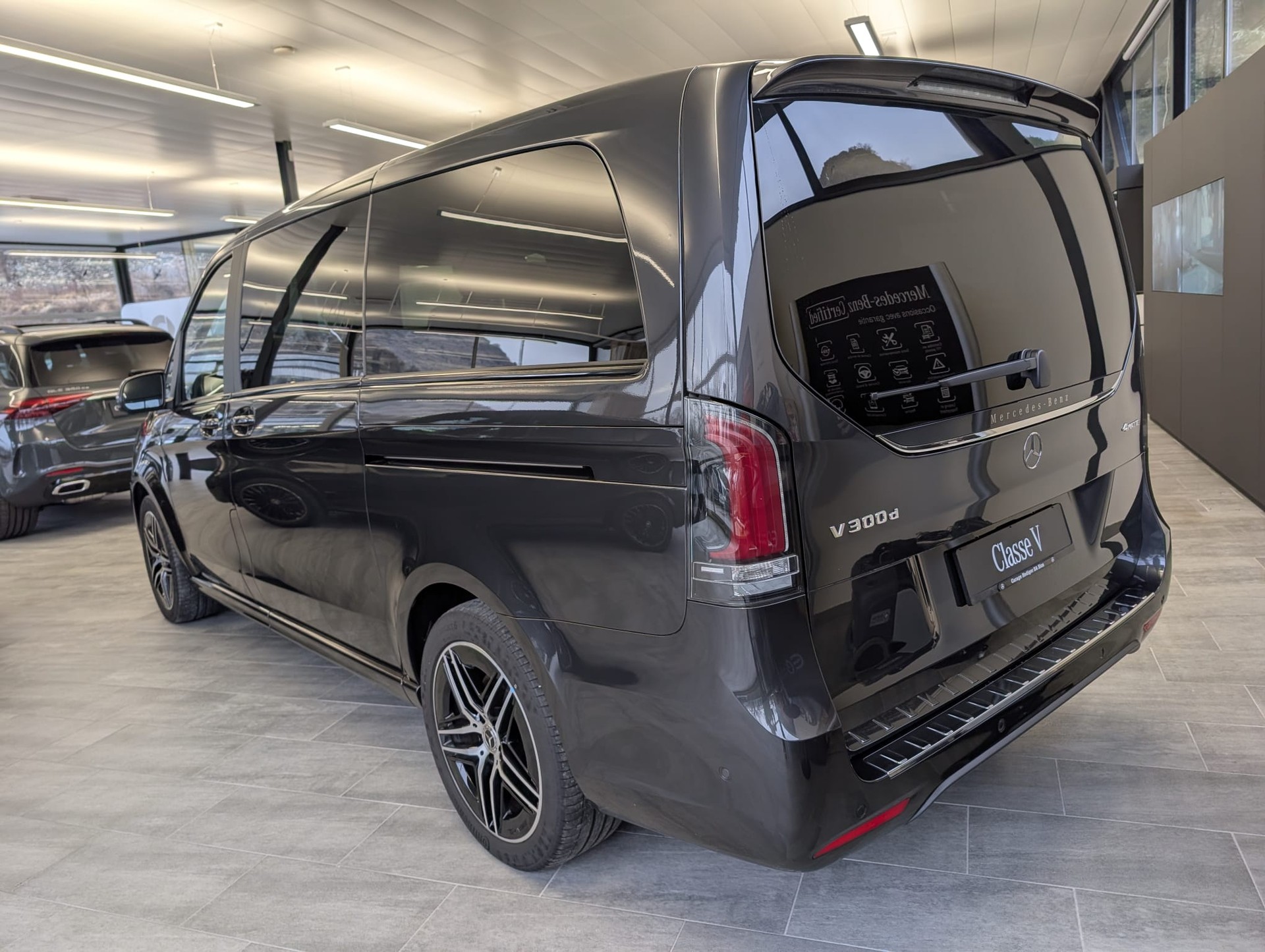 MERCEDES-BENZ V 300 d lang Exclusive 4Matic 9G-Tronic - 3