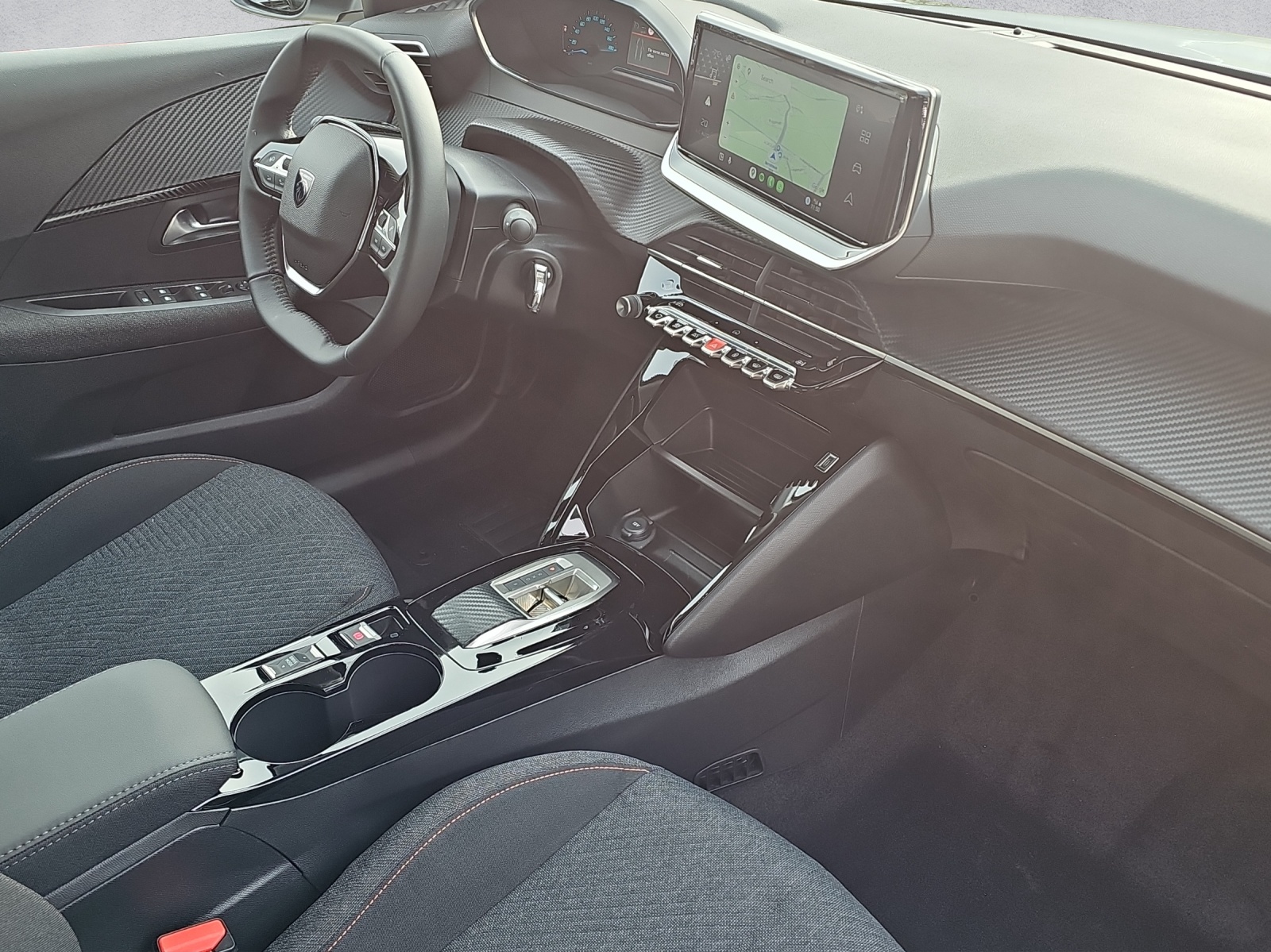 PEUGEOT 208 Elektrik 100 kW Style - 10