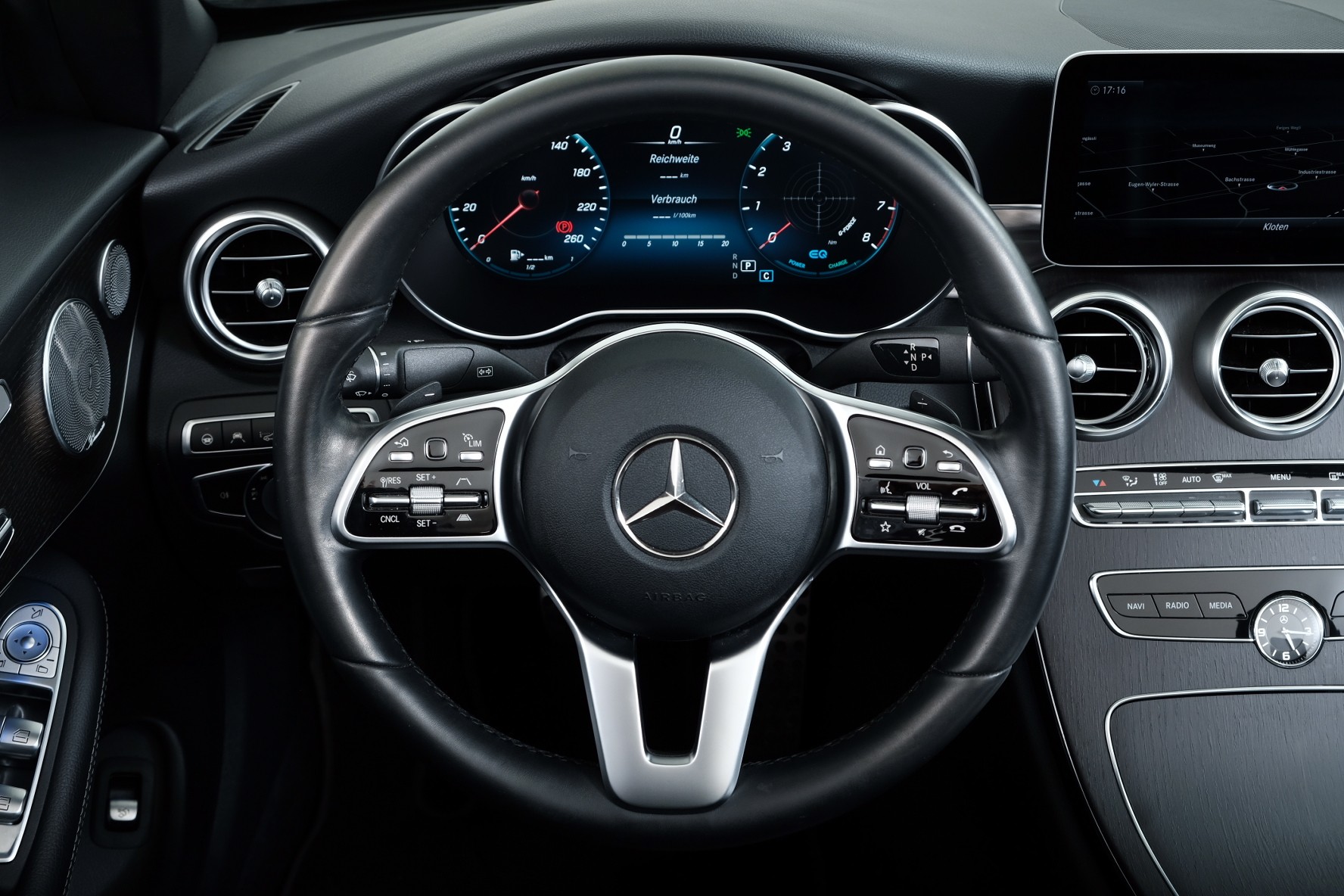 MERCEDES-BENZ C 200 AMG Line Cabriolet 4Matic 9G-Tronic - 9